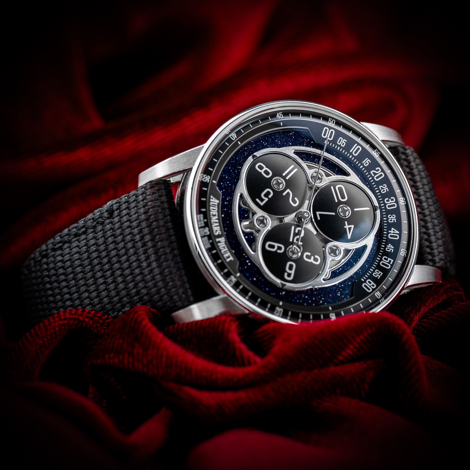 Audemars Piguet CODE 11.59 15212NB.OO.A002KB.01 Thumbnail 4