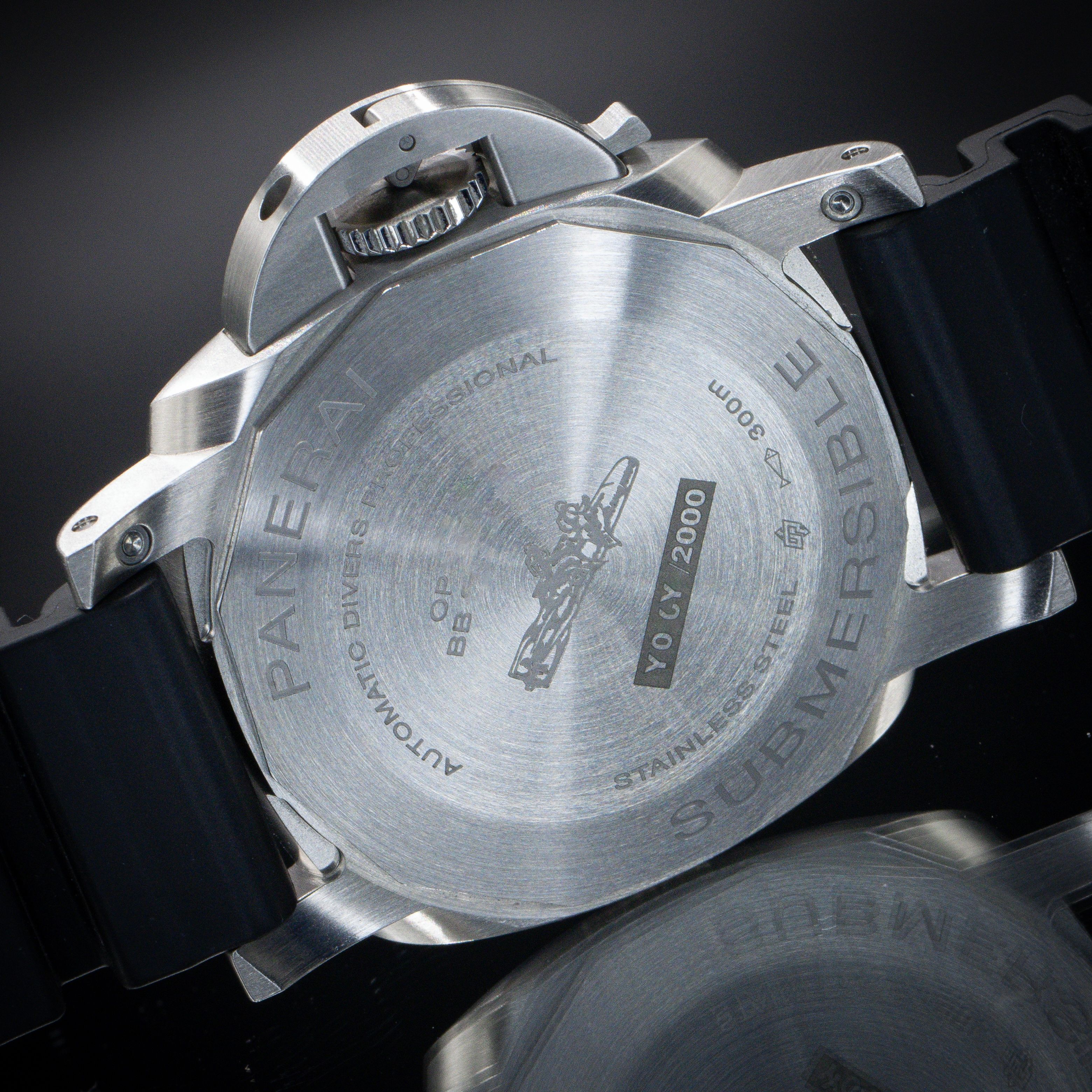 Panerai Submersible PAM02223 Thumbnail 4