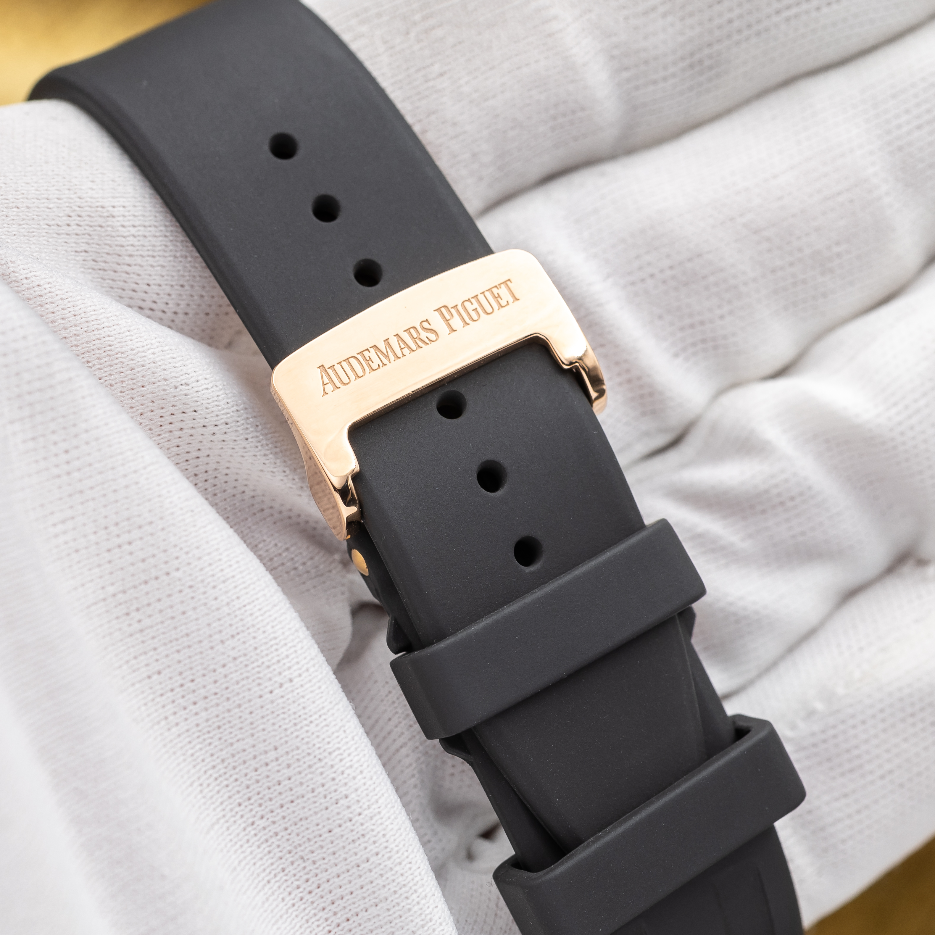 Audemars Piguet Royal Oak 26320OR.OO.D002CR.01 Thumbnail 3