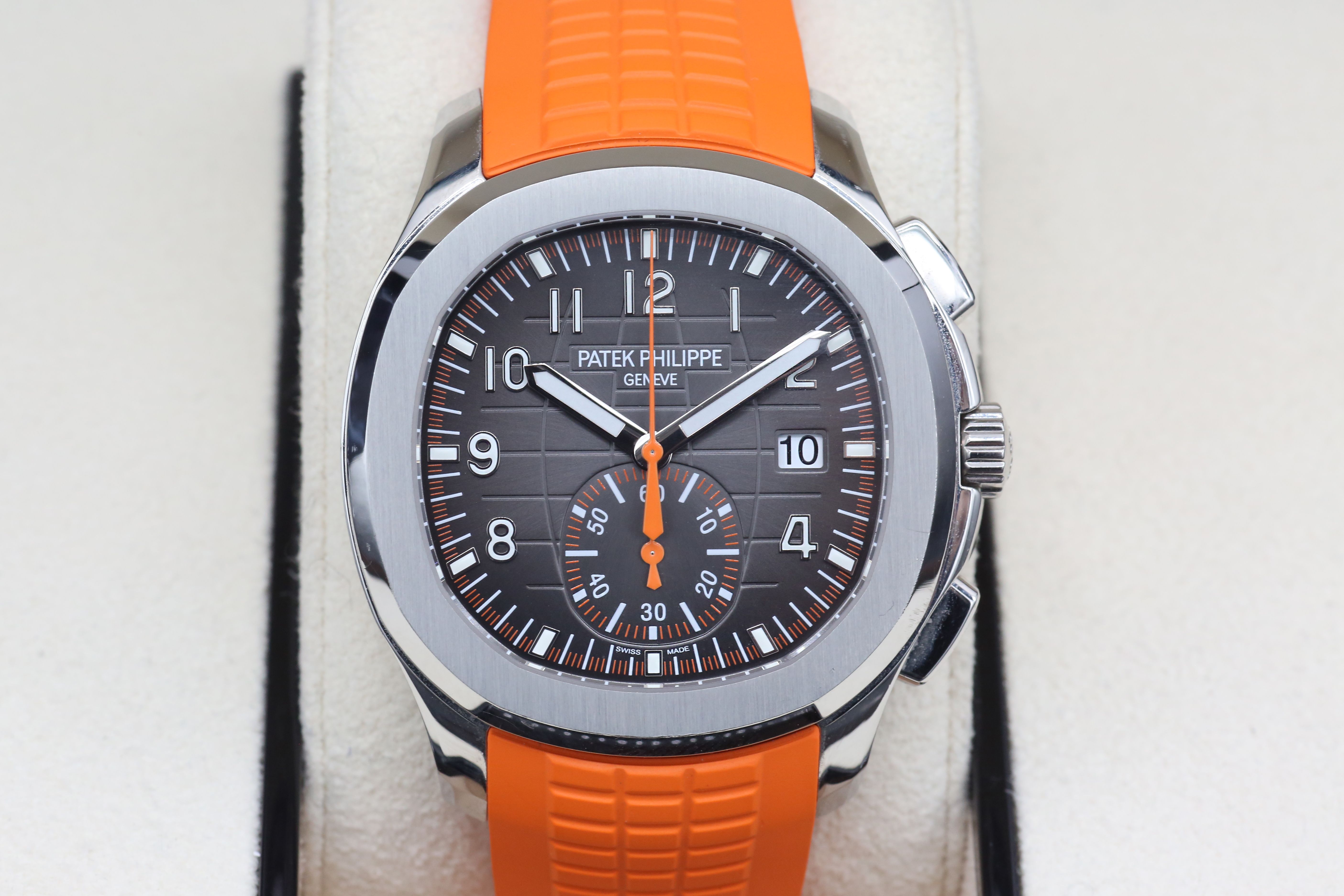 Patek Philippe Aquanaut 5968A-001 Thumbnail 5