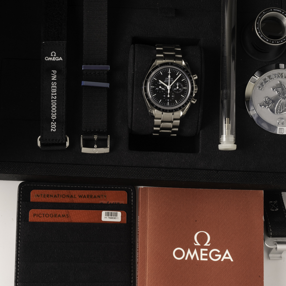 Omega Speedmaster Moonwatch 311.30.42.30.01.006 Thumbnail 5