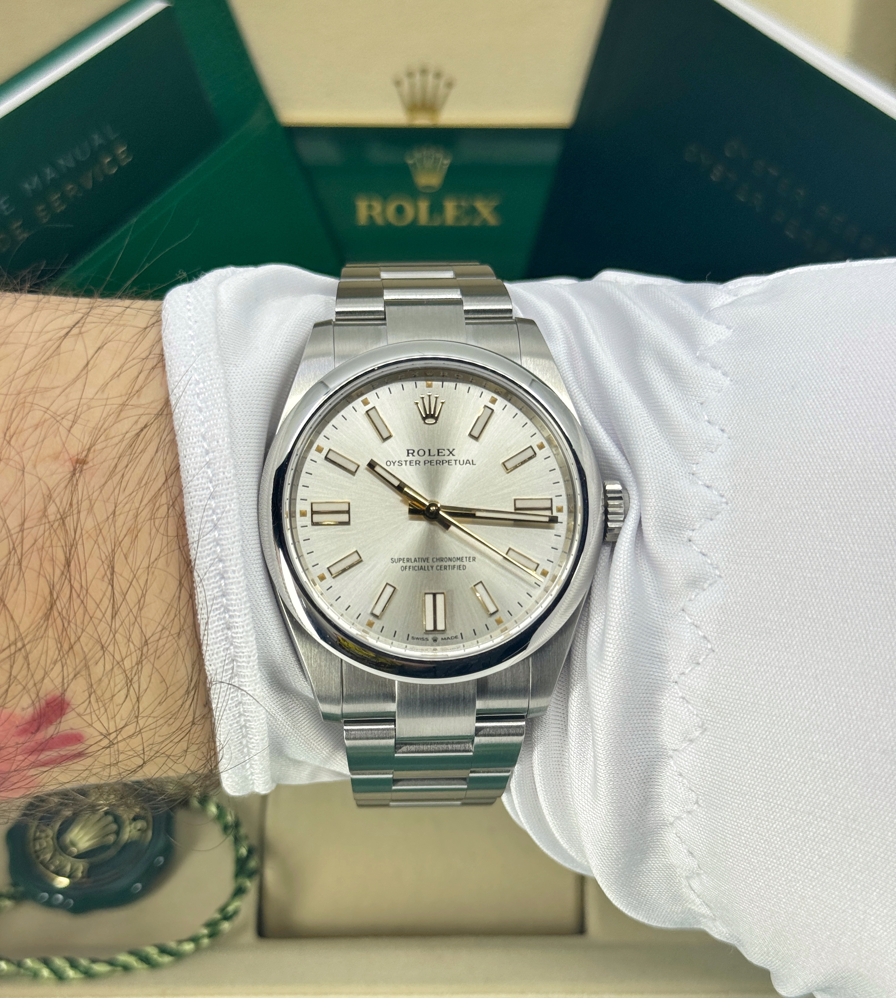 Rolex Oyster Perpetual 41 134300 Thumbnail 5