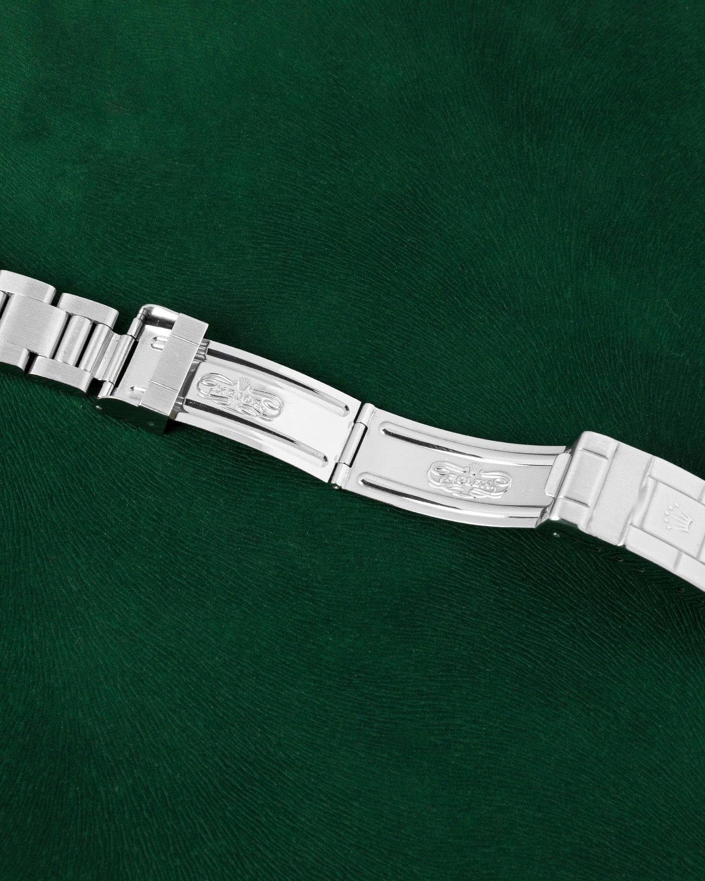 Rolex Submariner 16610 Thumbnail 4