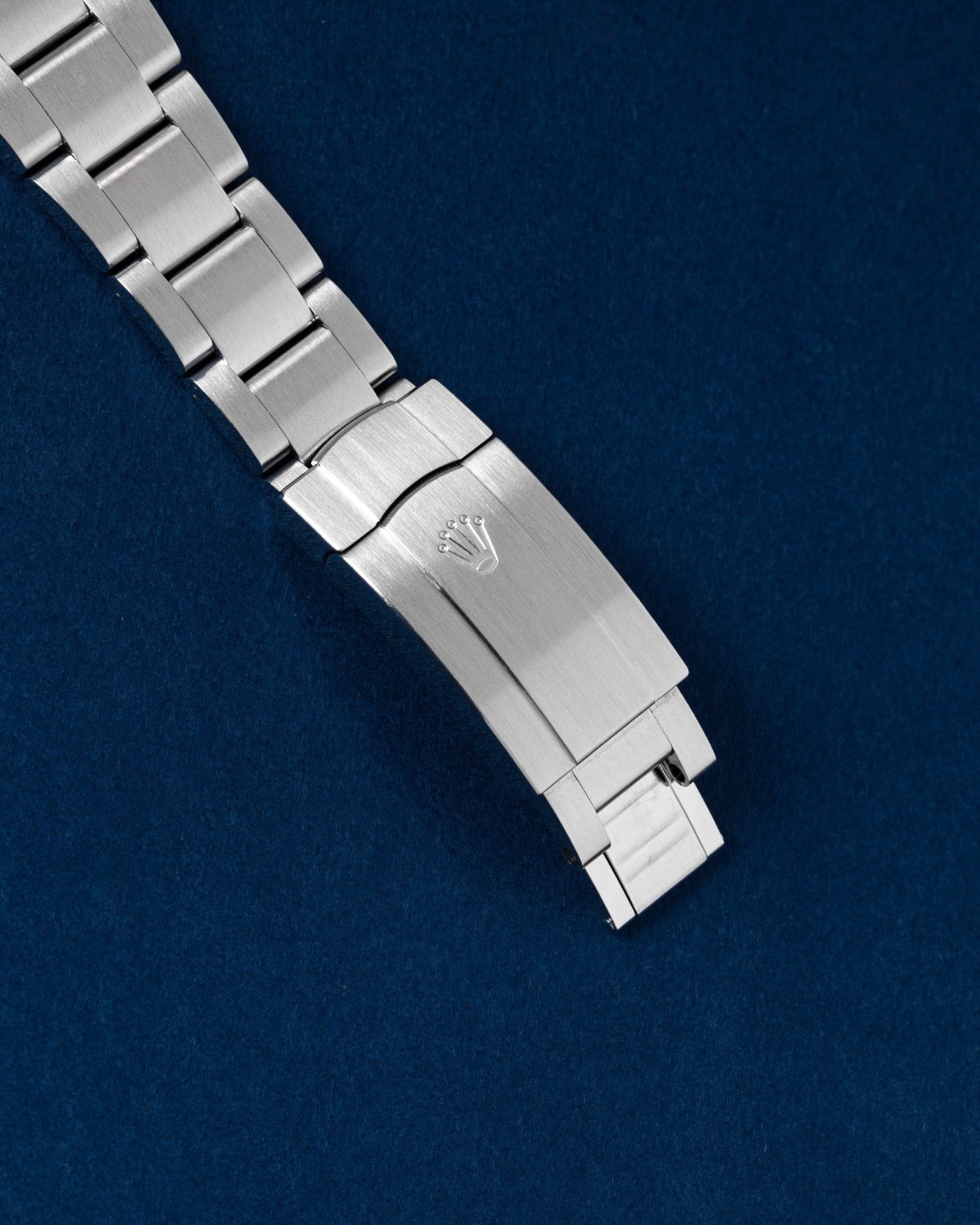 Rolex Oyster Perpetual 124300 Thumbnail 3