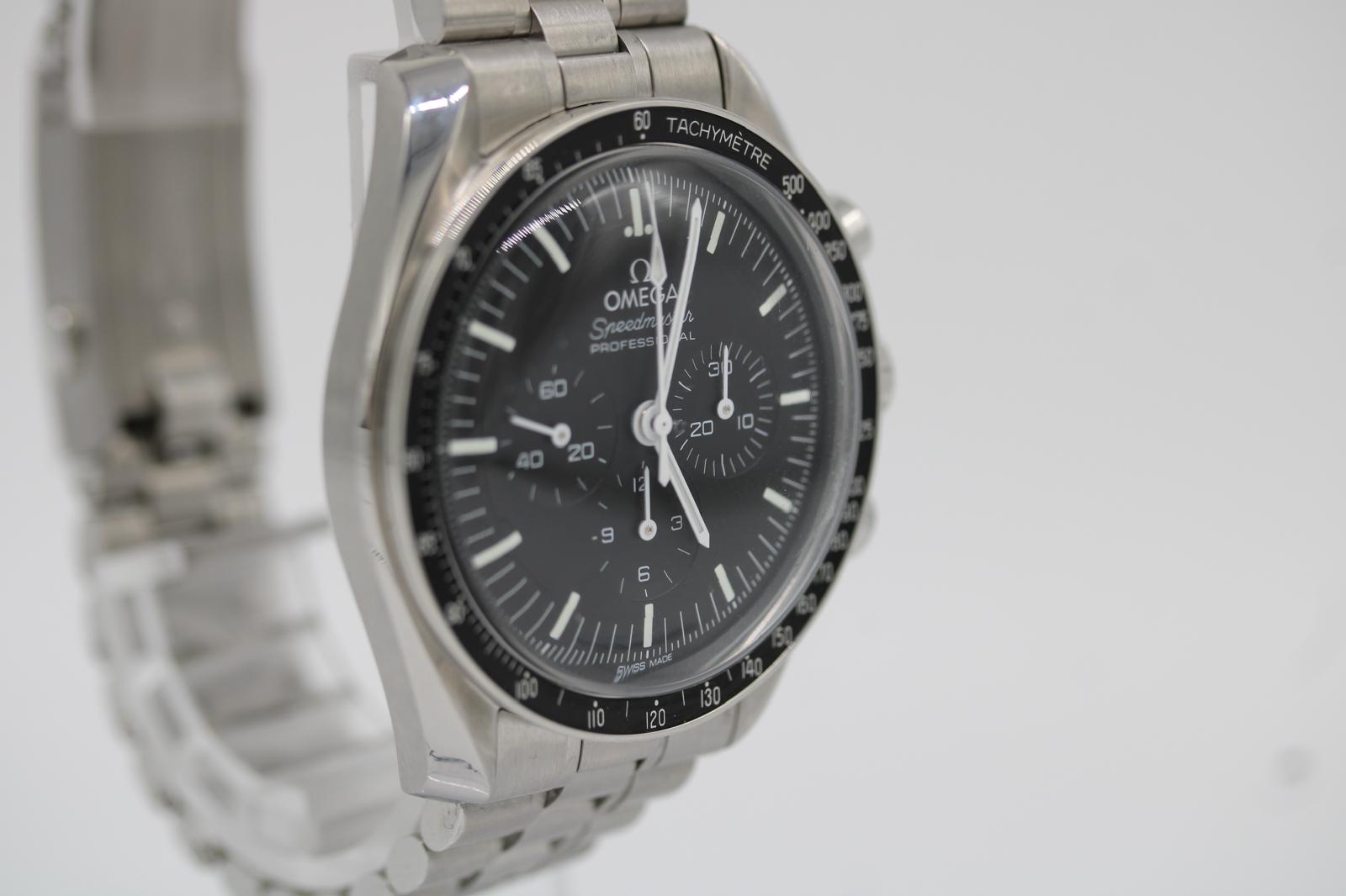 Omega Speedmaster Moonwatch Professional 310.30.42.50.01.001 Thumbnail 2