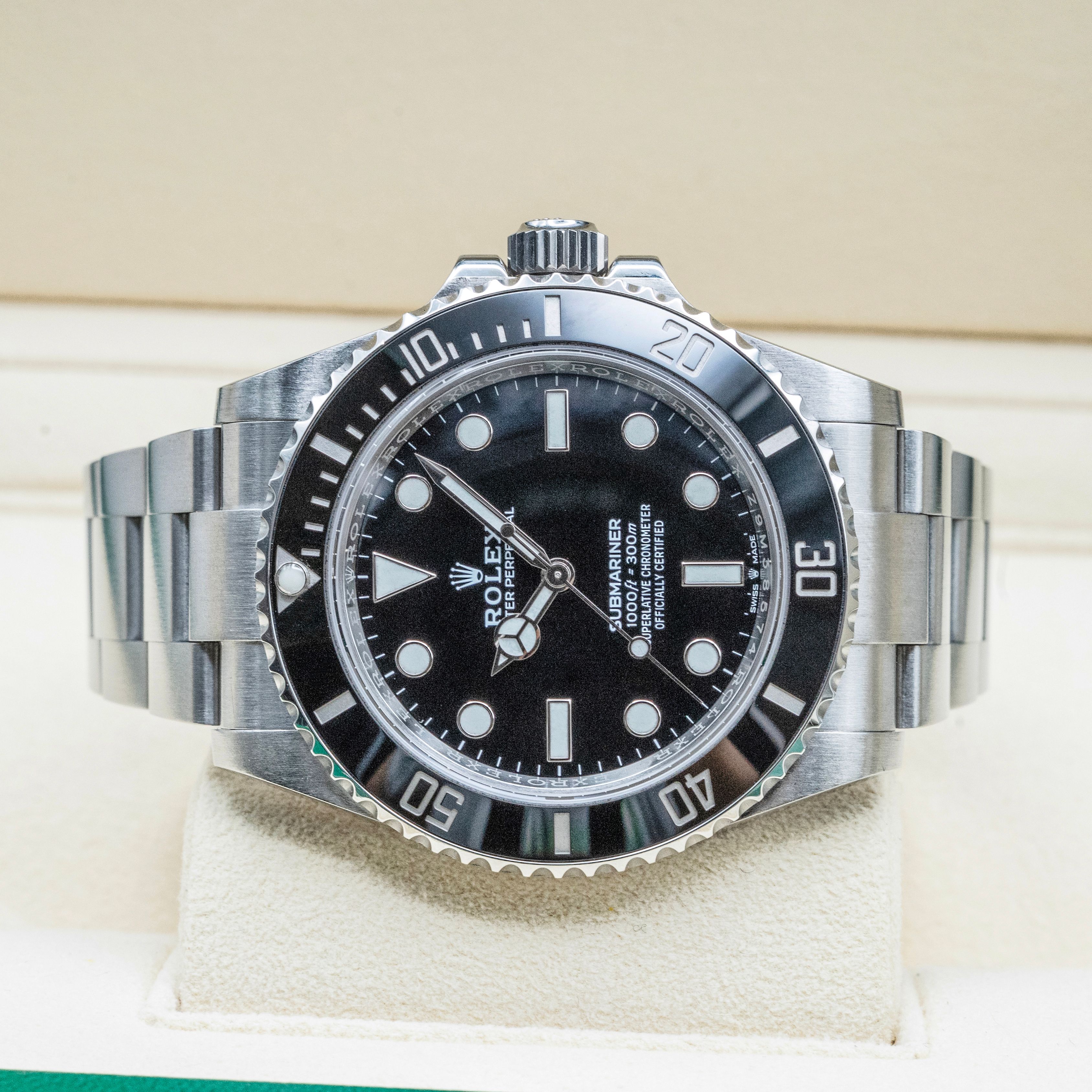 Rolex Submariner 124060 Thumbnail 2