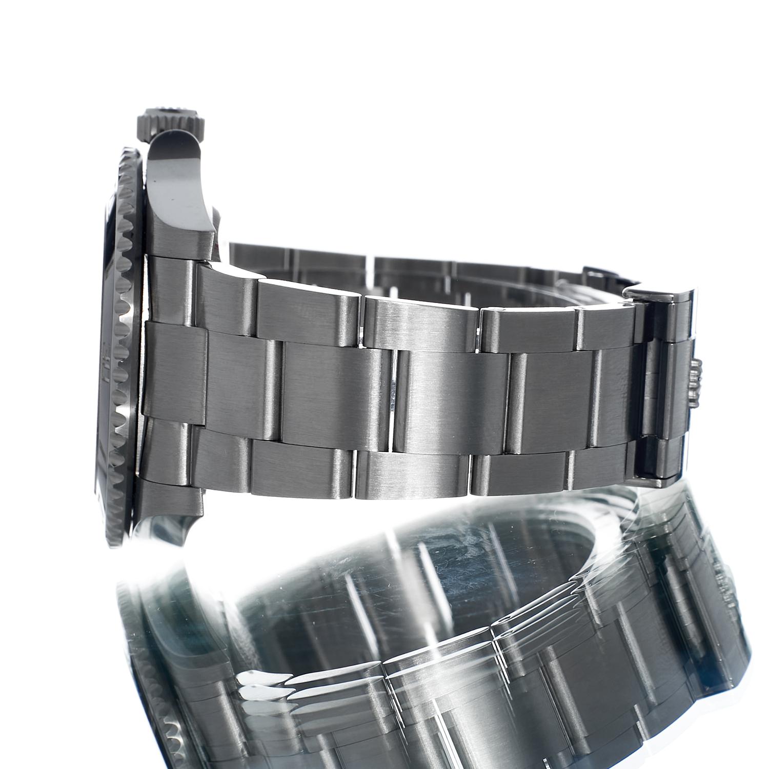 Rolex Submariner 124060 Thumbnail 2