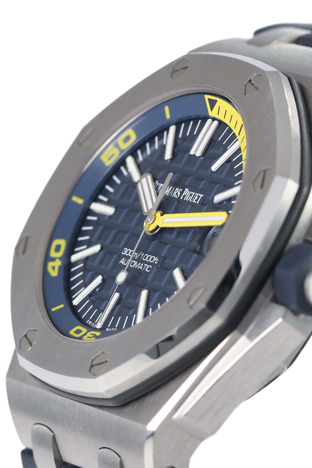 Audemars Piguet Royal Oak Offshore 15710ST.OO.A027CA.01 Thumbnail 5