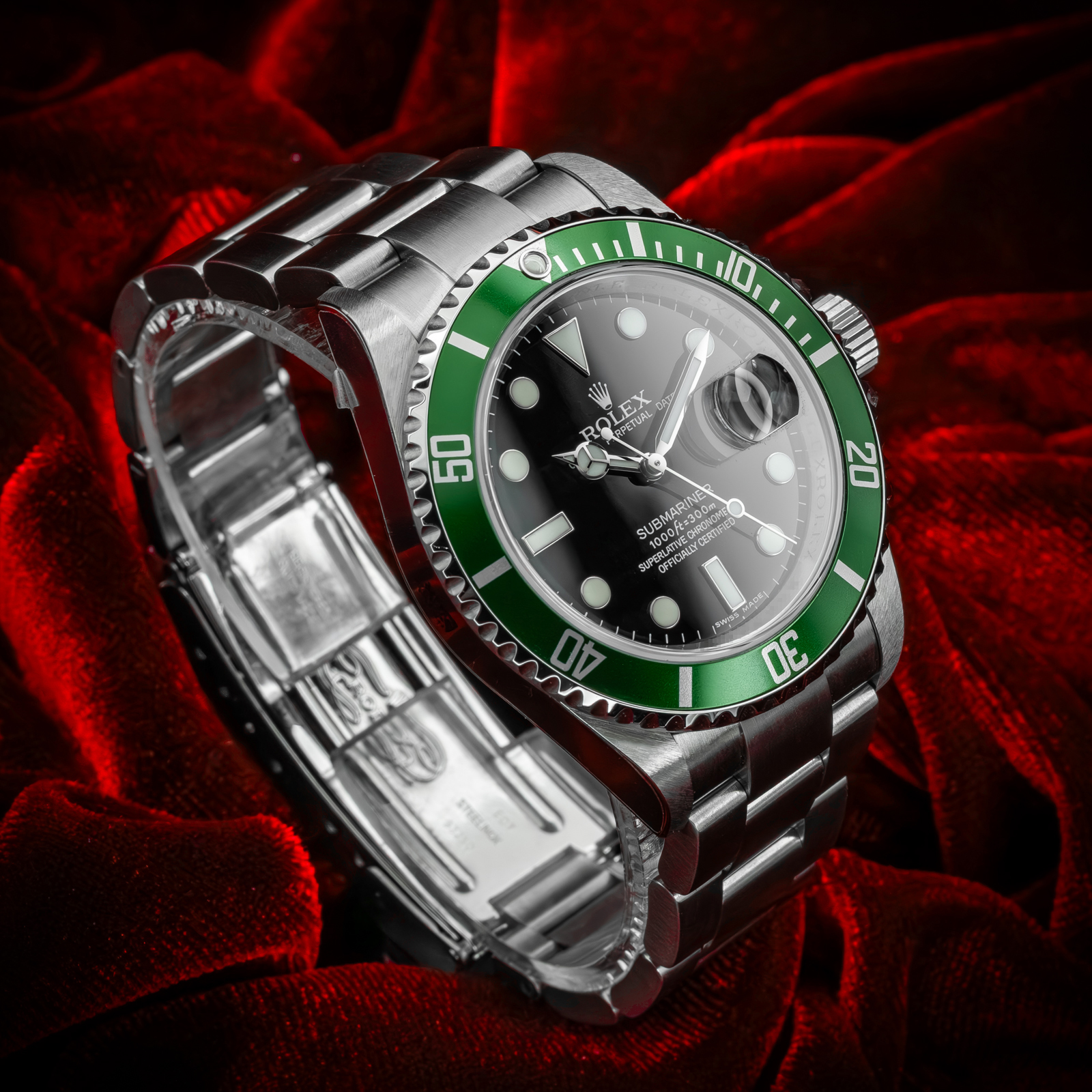Rolex Submariner Hulk Thumbnail 2