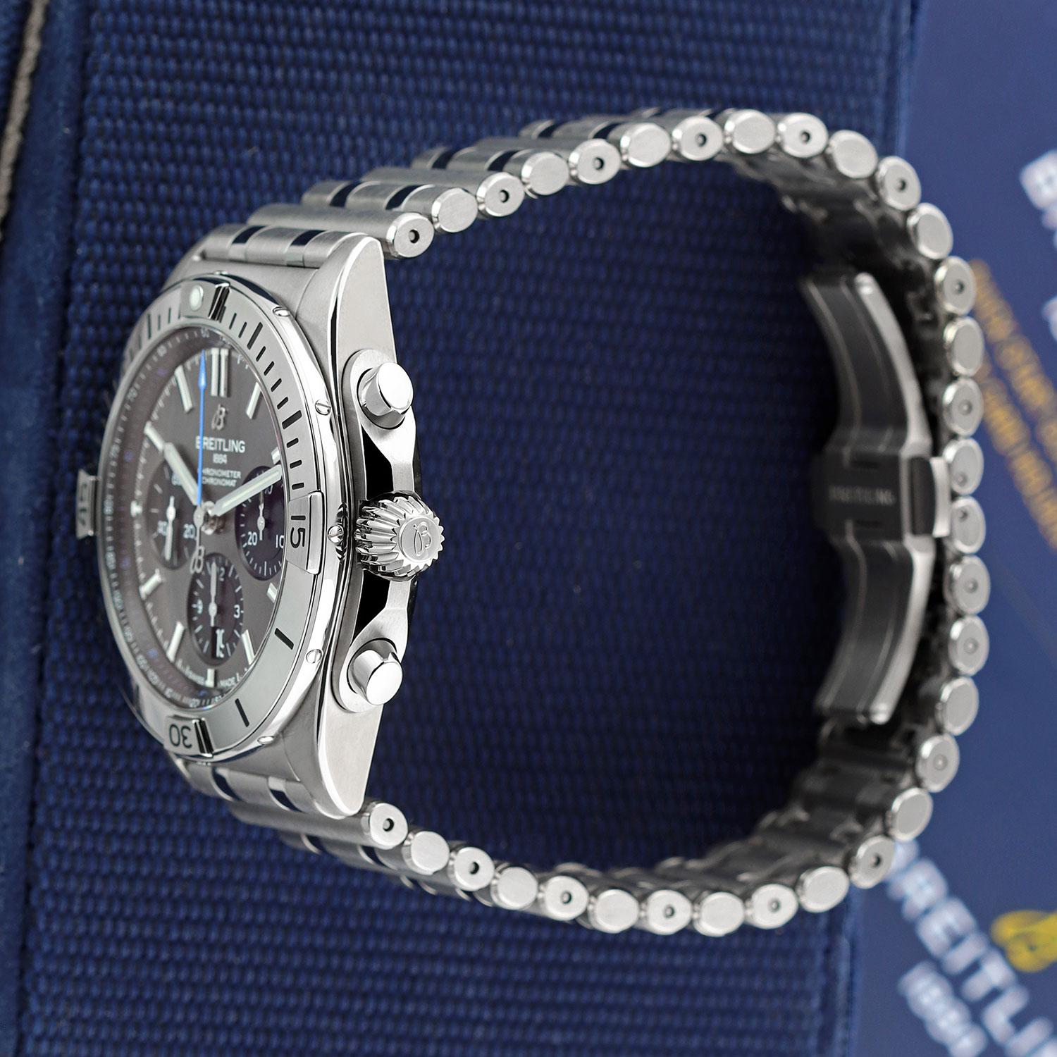 Breitling Chronomat B01 42 EB0134 Thumbnail 3
