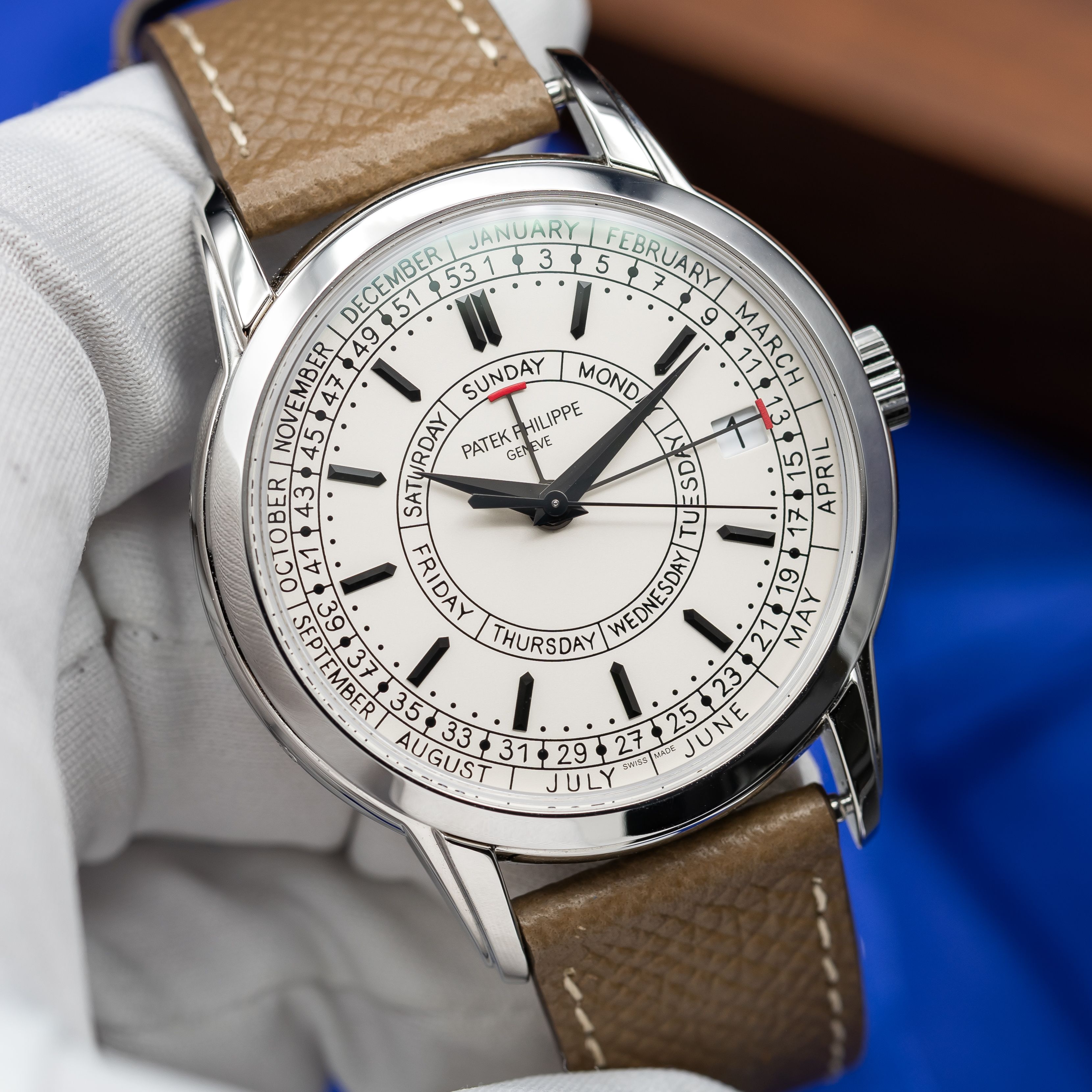 Patek Philippe Complications 5212A-001 Thumbnail 5