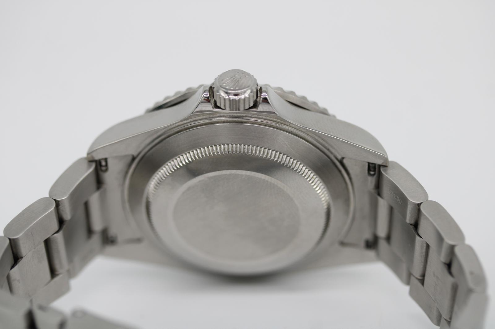 Rolex Submariner 16610 Thumbnail 4