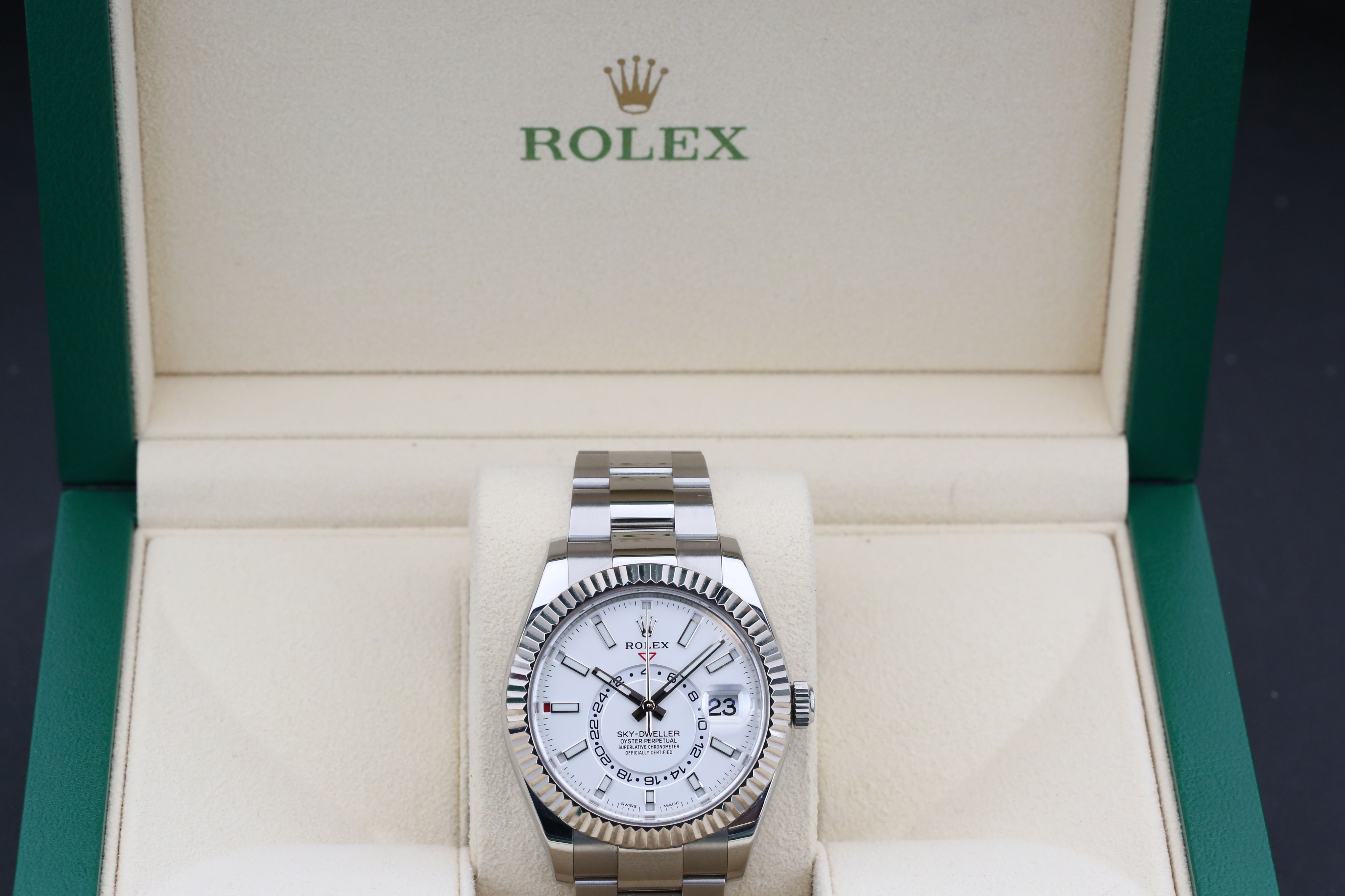 Rolex Sky-Dweller 326934 Thumbnail 4