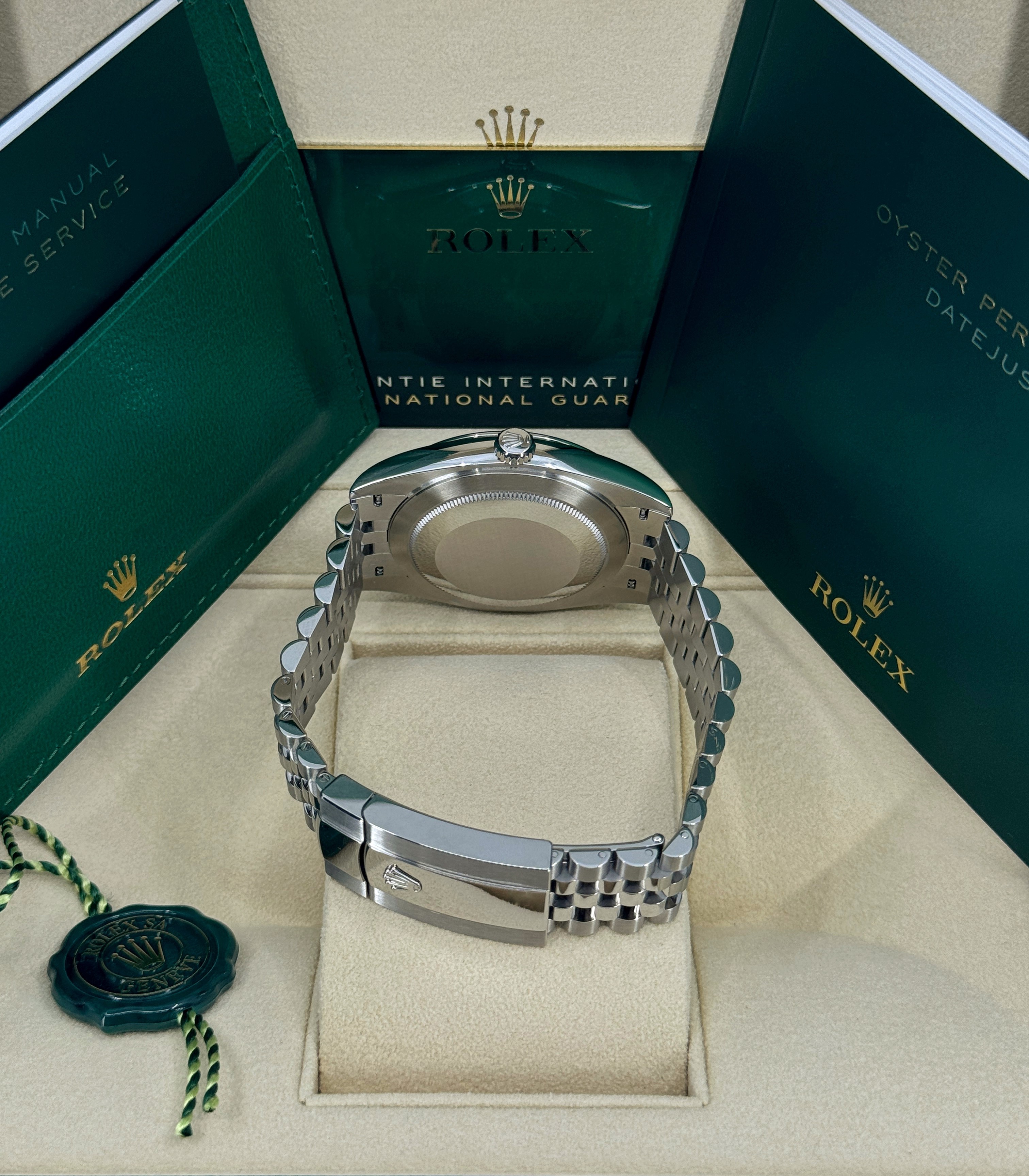 Rolex Datejust 41 126300 Thumbnail 4