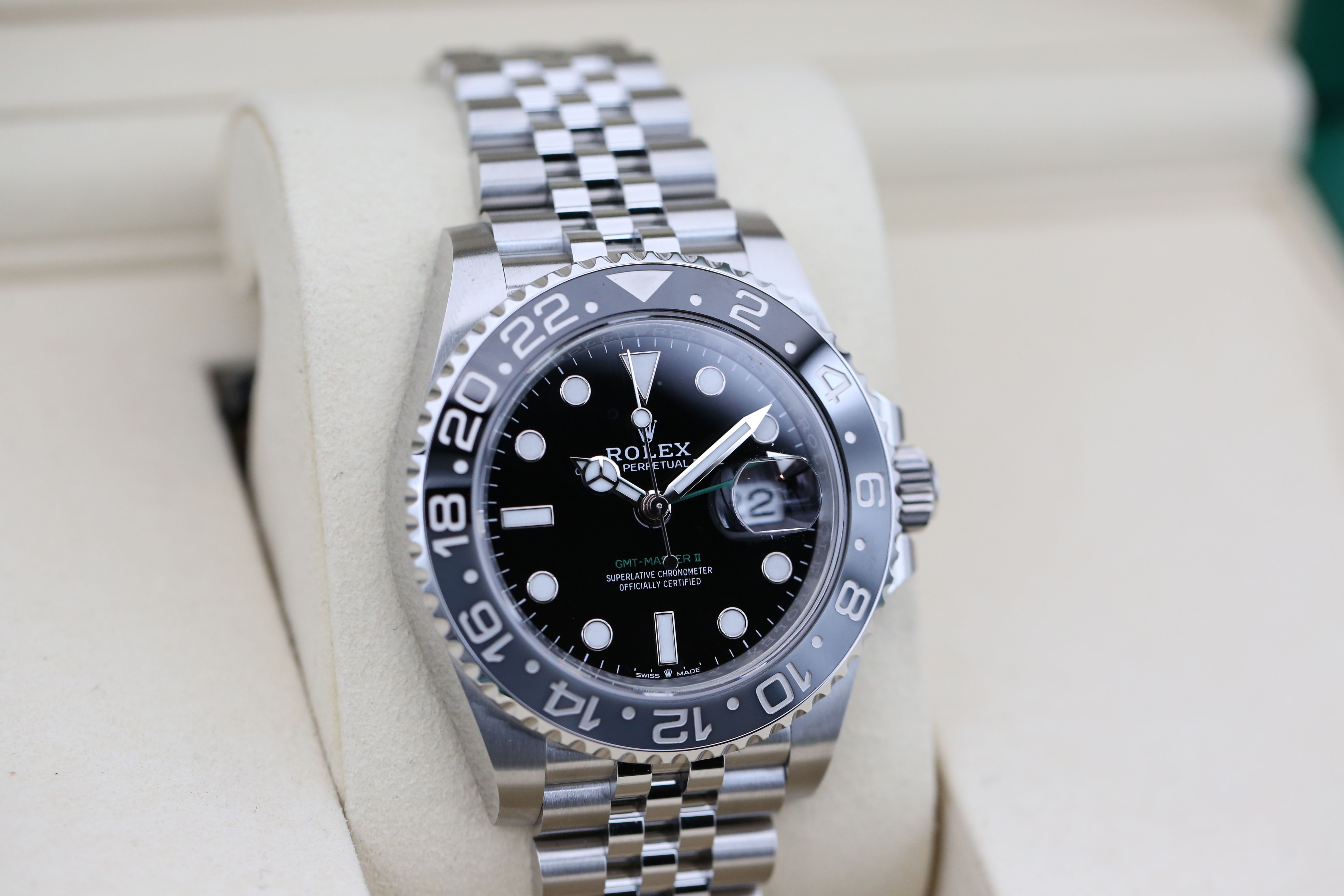 Rolex GMT Master II 126710 GRNR Thumbnail 2