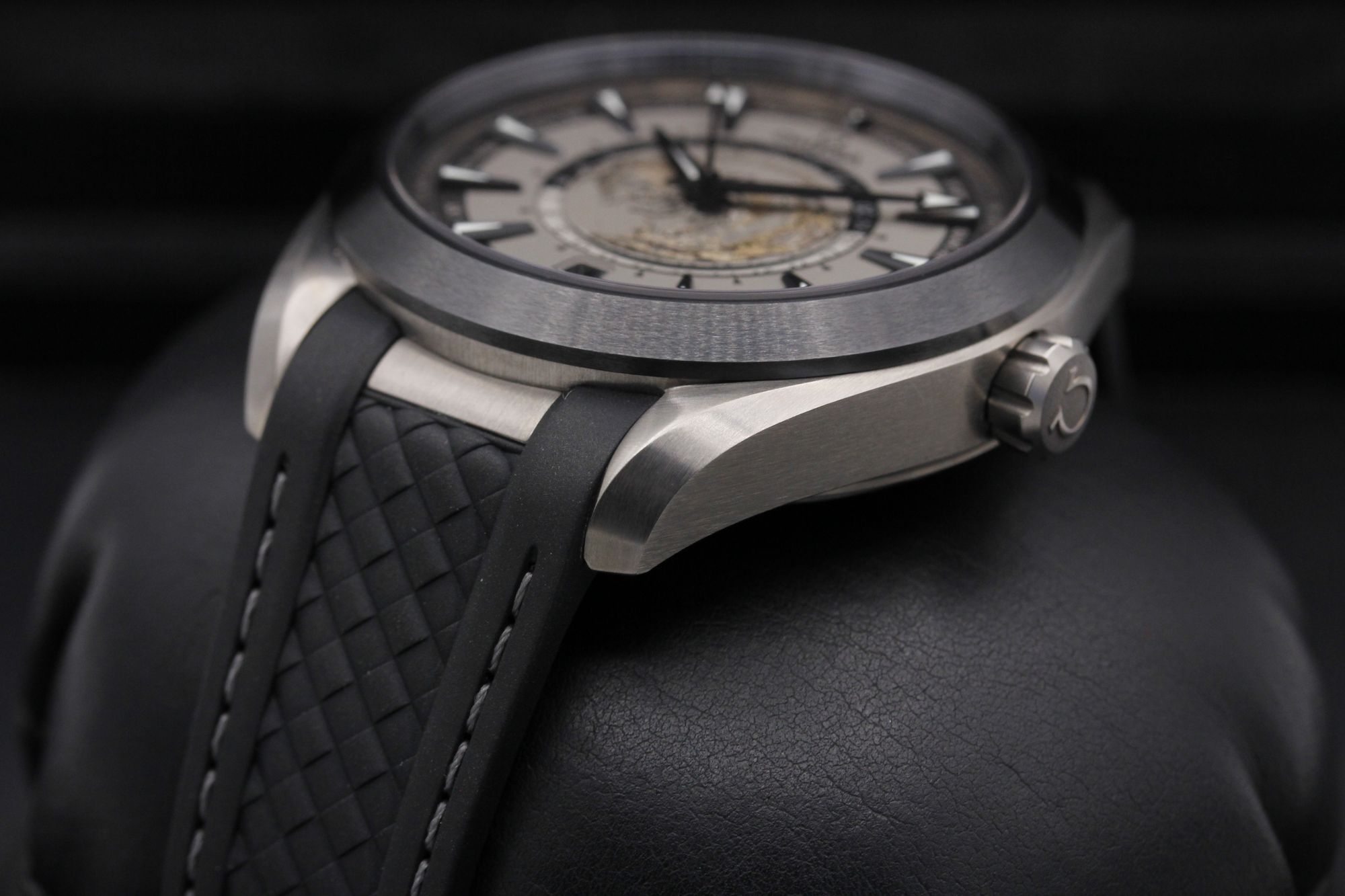 Omega Aqua Terra 150m Gents 220.92.43.22.99.001 Thumbnail 2