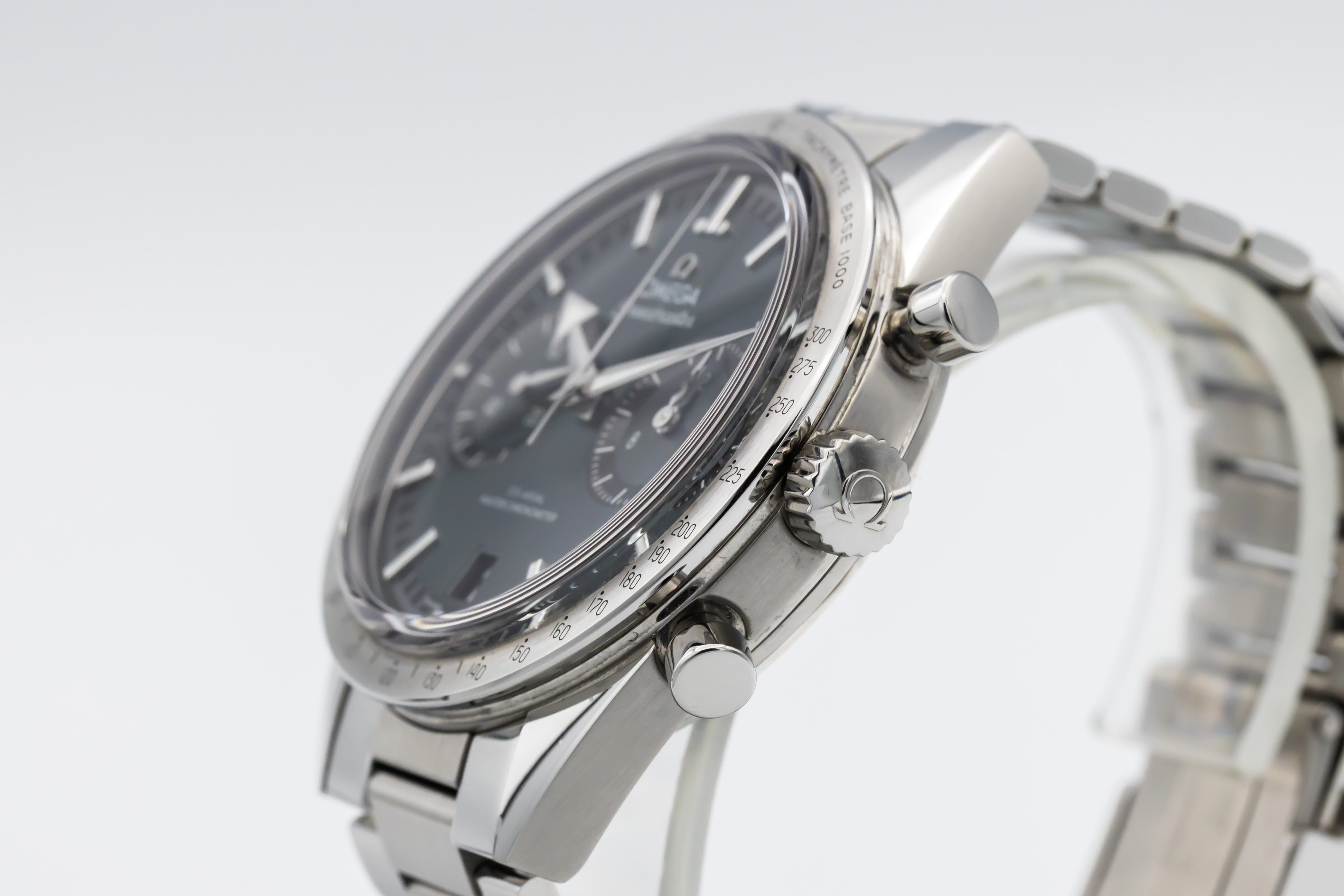 Omega Speedmaster 57 332.10.41.51.10.001 Thumbnail 2