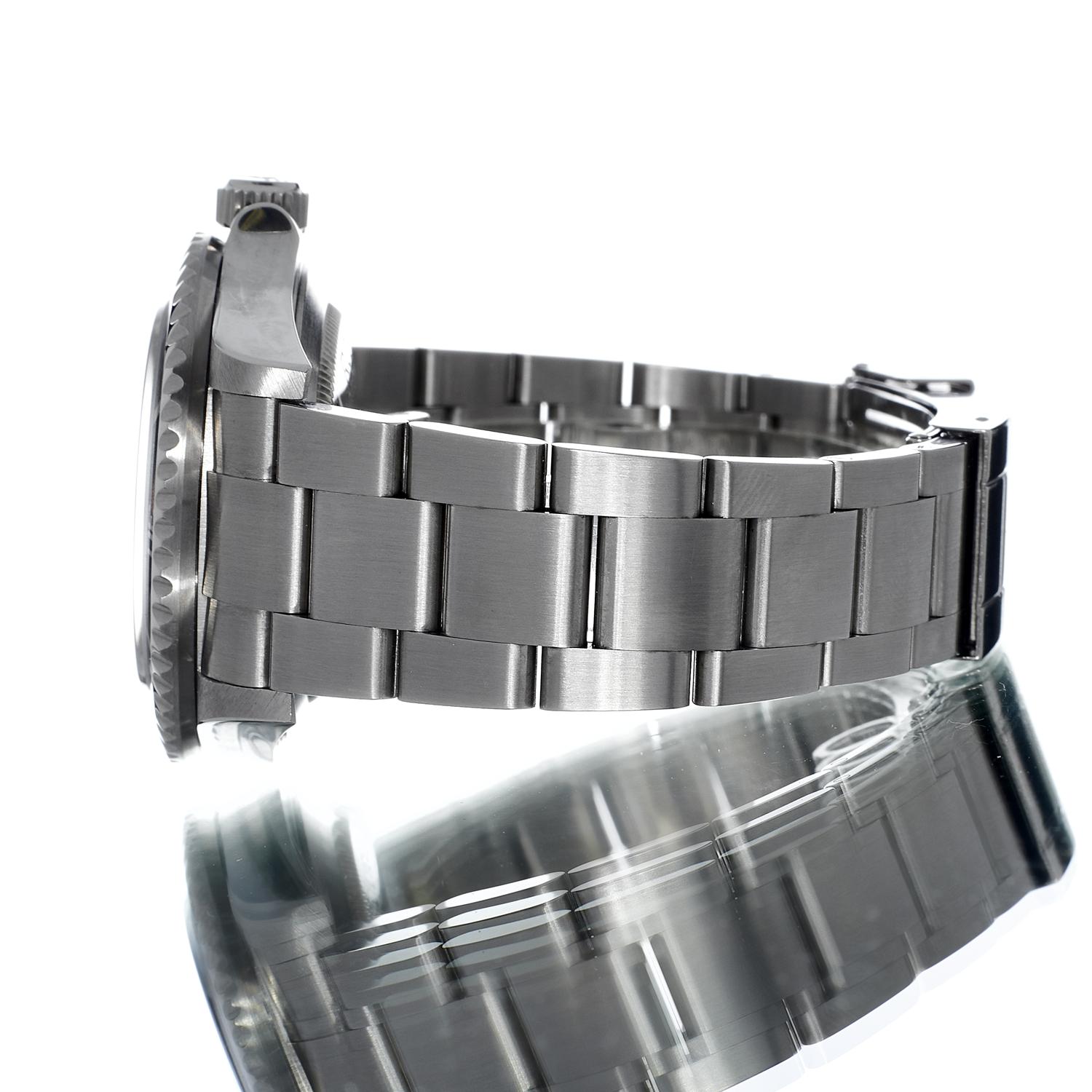 Rolex Sea-Dweller 16600 Thumbnail 2