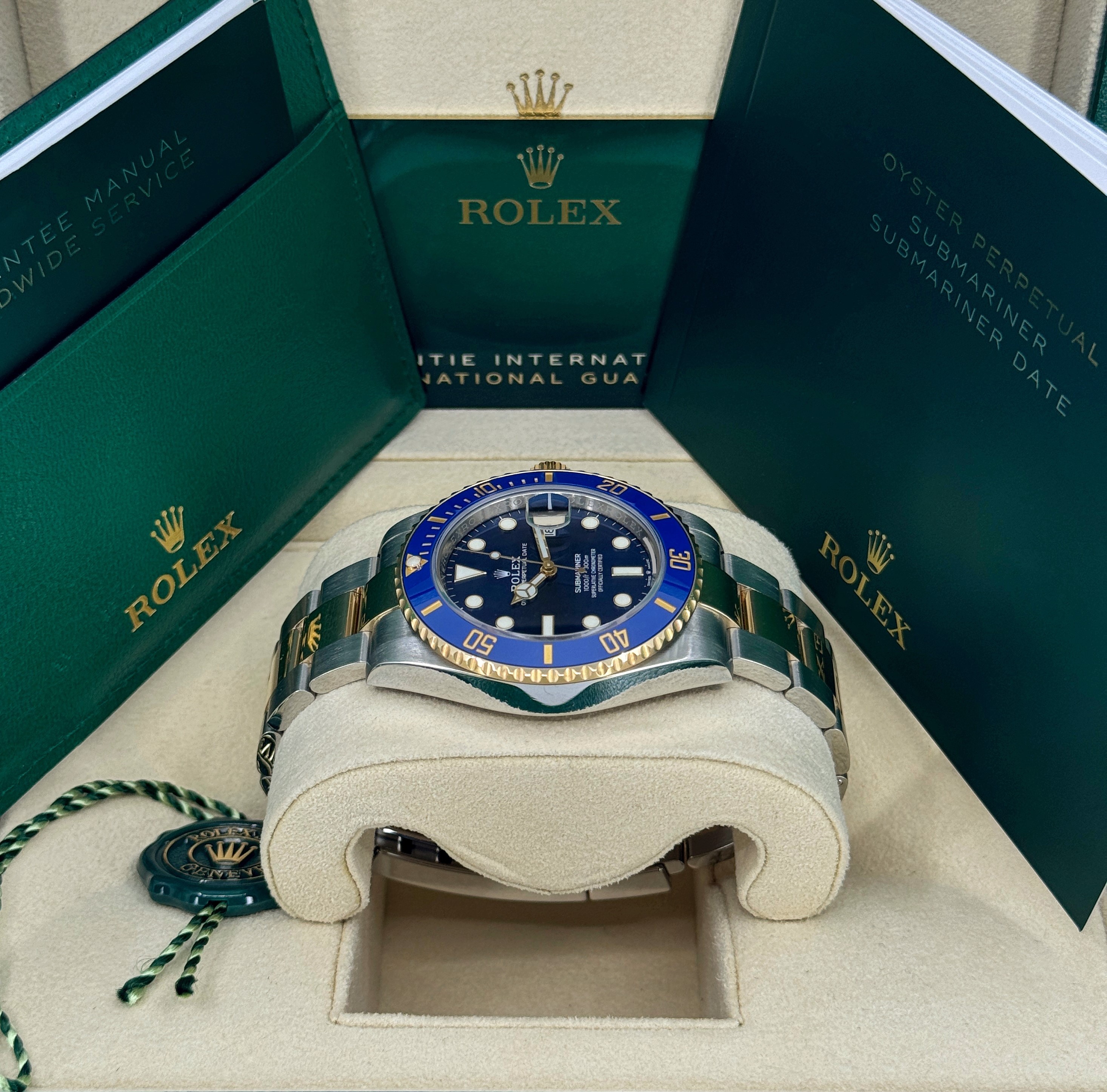 Rolex Submariner 126613 LB Thumbnail 2