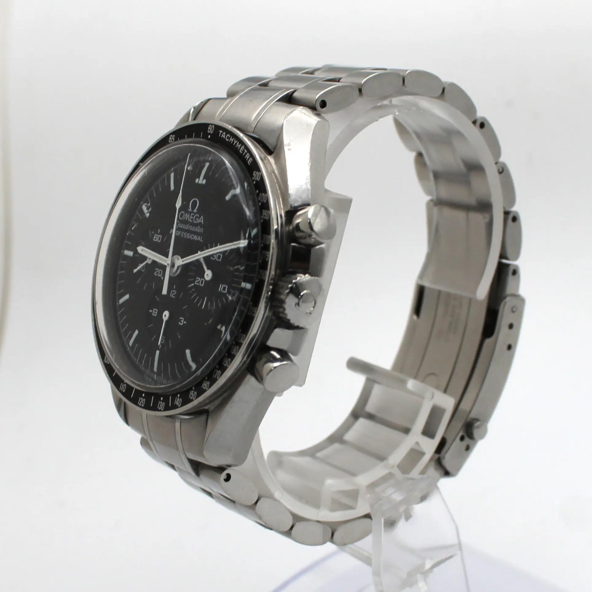Omega Speedmaster Moonwatch 3570.50.00 Thumbnail 2