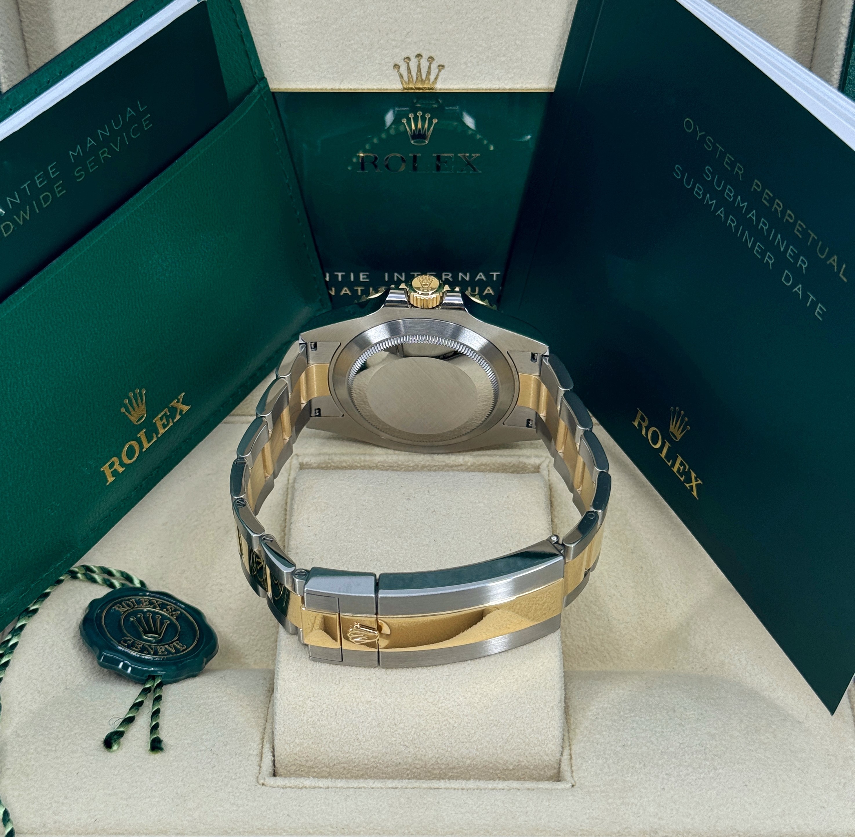 Rolex Submariner 126613 LB Thumbnail 4