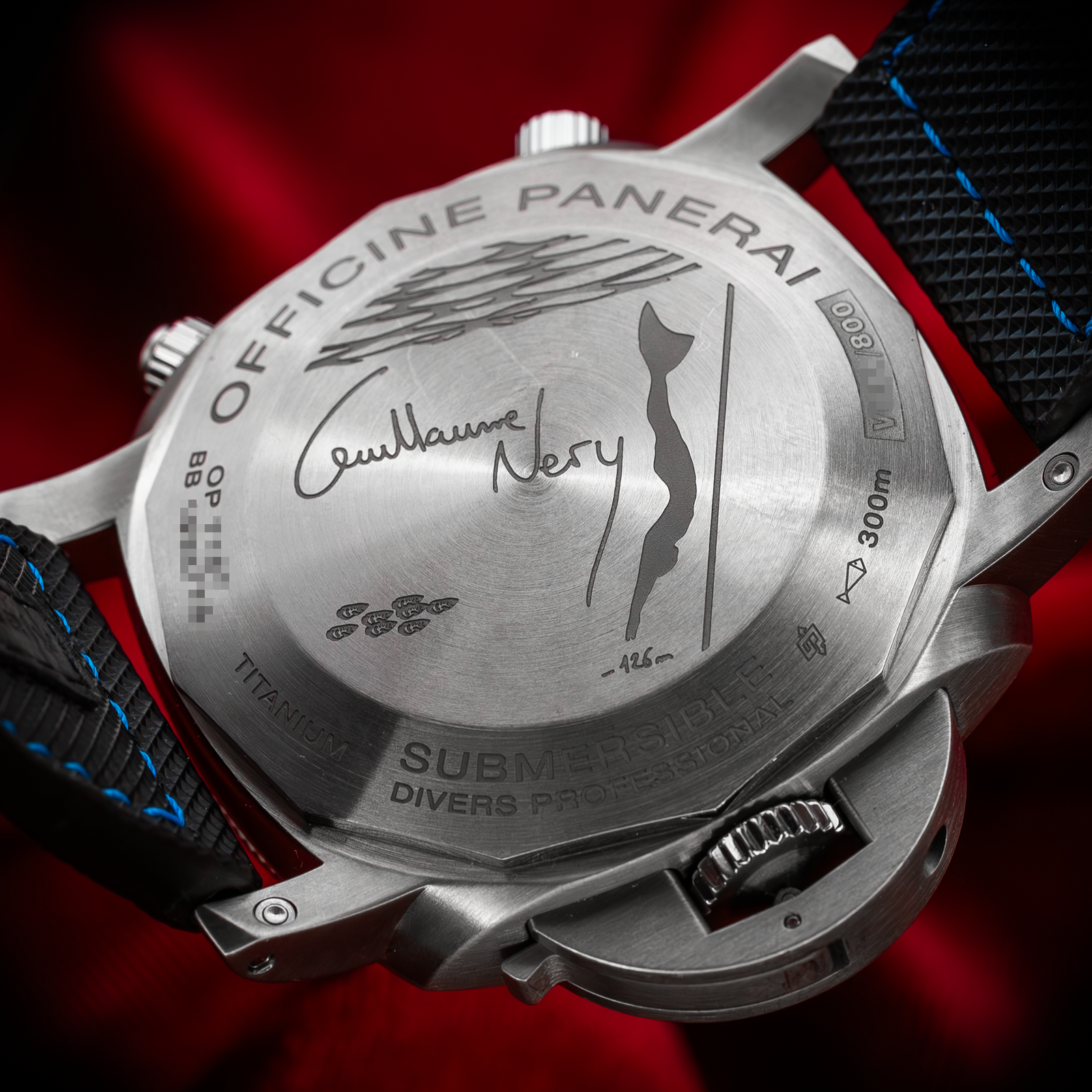 Panerai Submersible PAM00982 Thumbnail 5