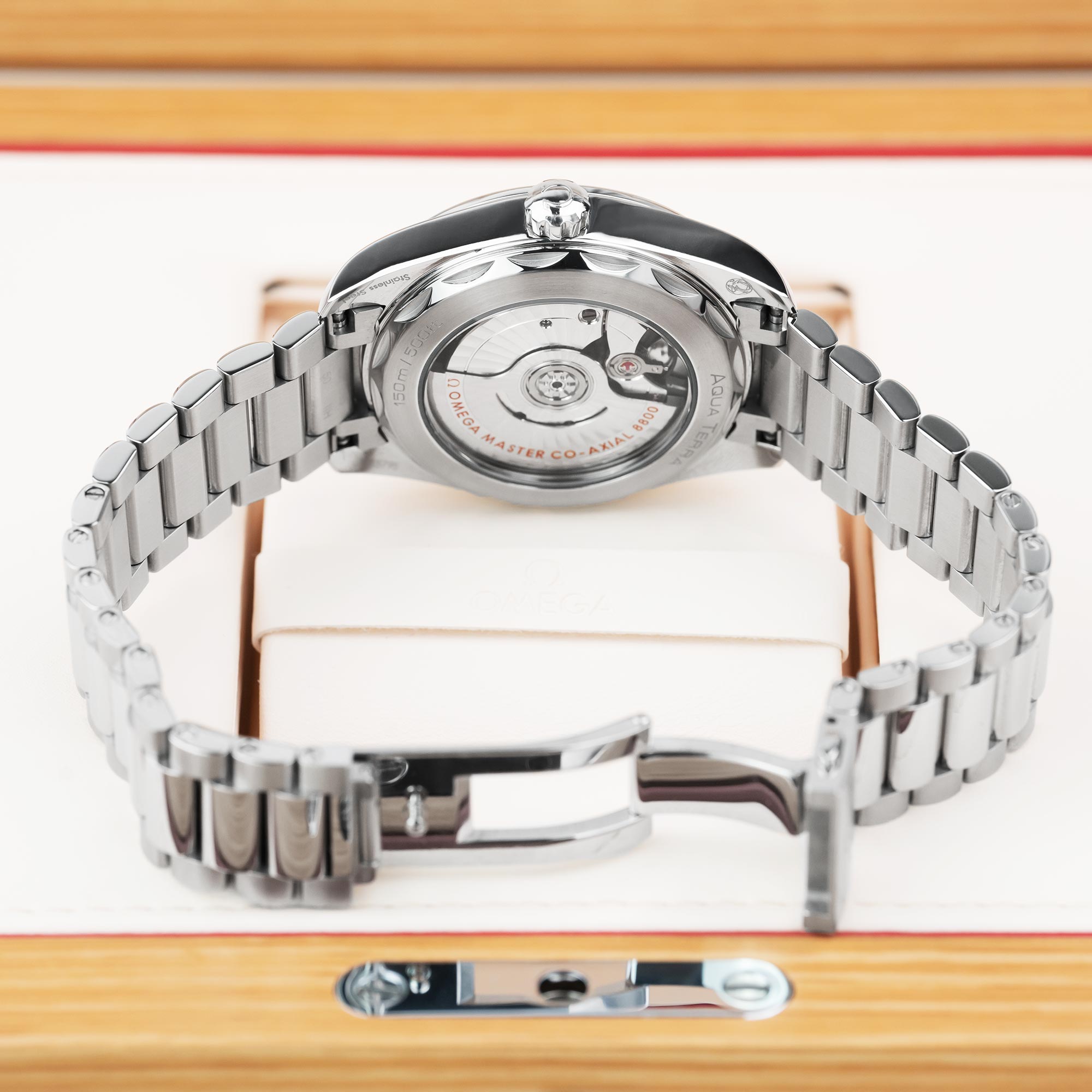 Omega Aqua Terra Shades 220.10.38.20.03.003 Thumbnail 4