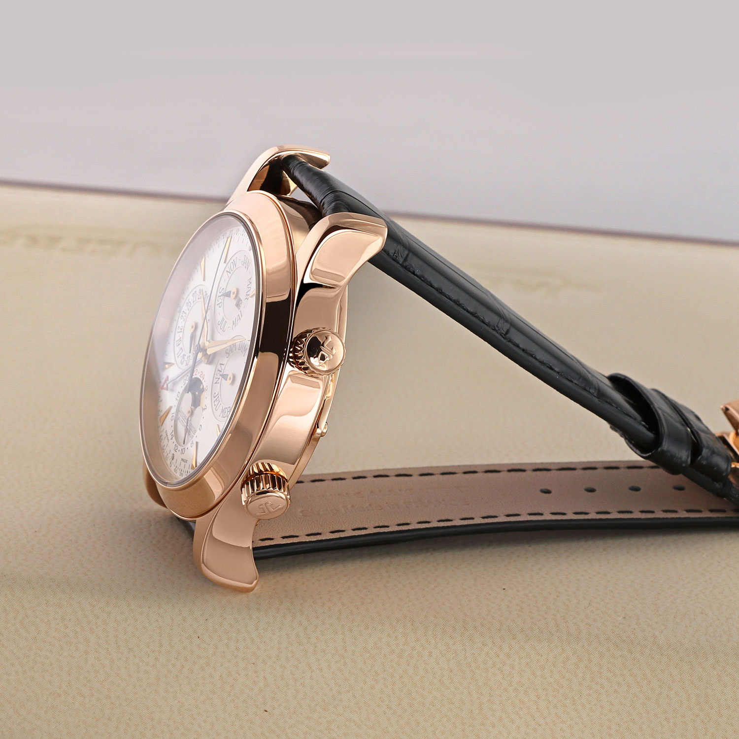 Jaeger-LeCoultre Master Grande Memovox 146242F Thumbnail 3