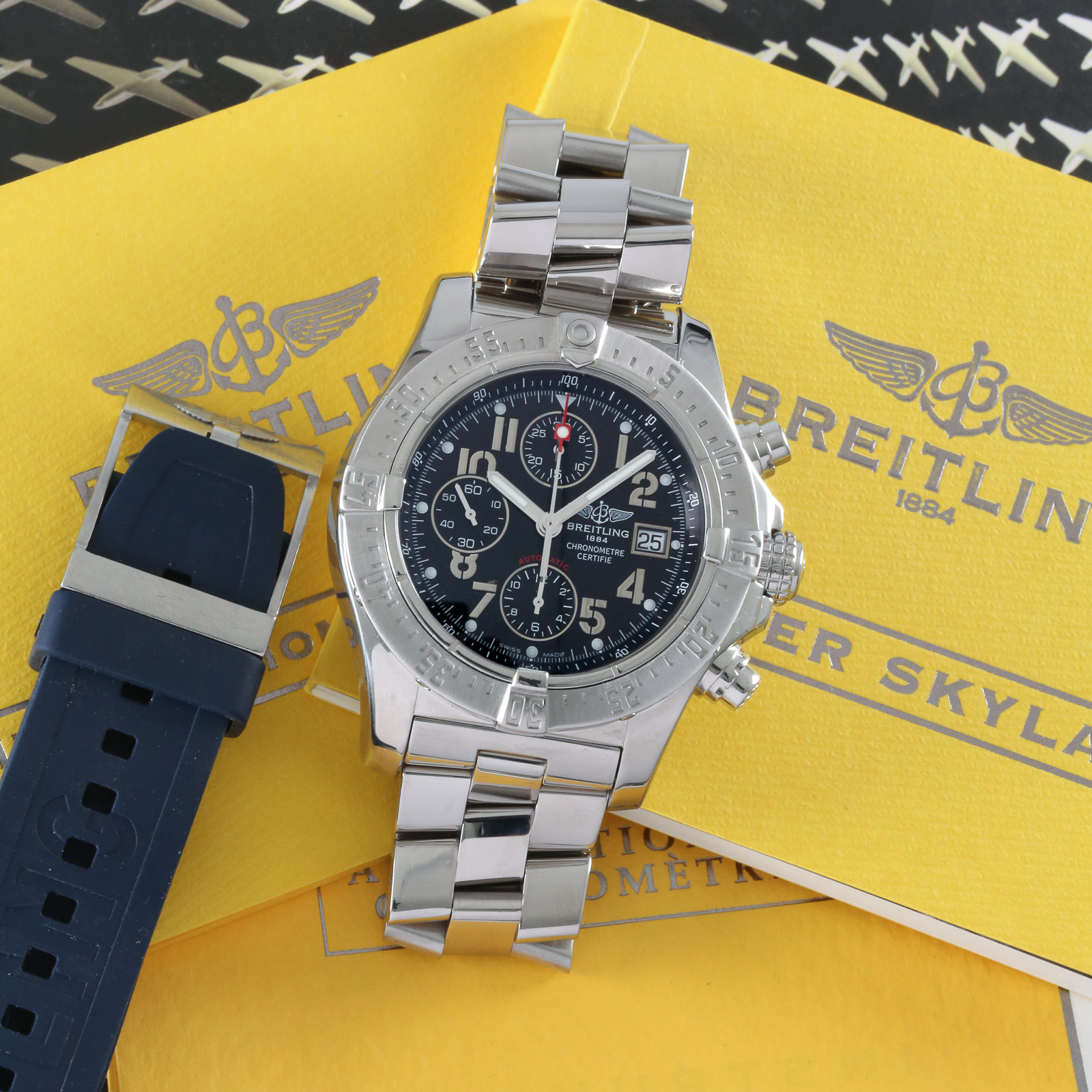 Breitling Avenger Skyland A13380 Thumbnail 6