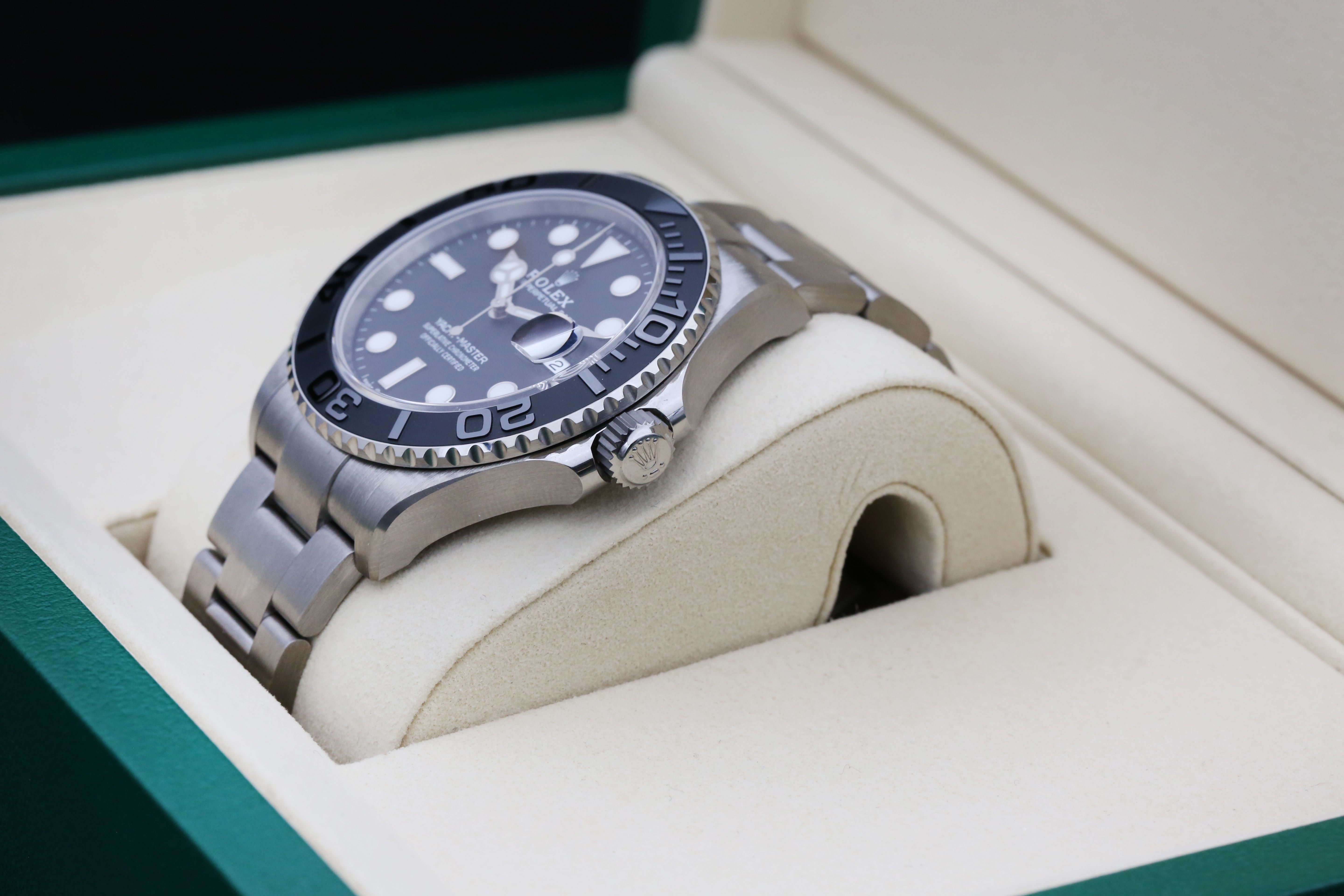 Rolex Yacht-Master 226627 Thumbnail 6