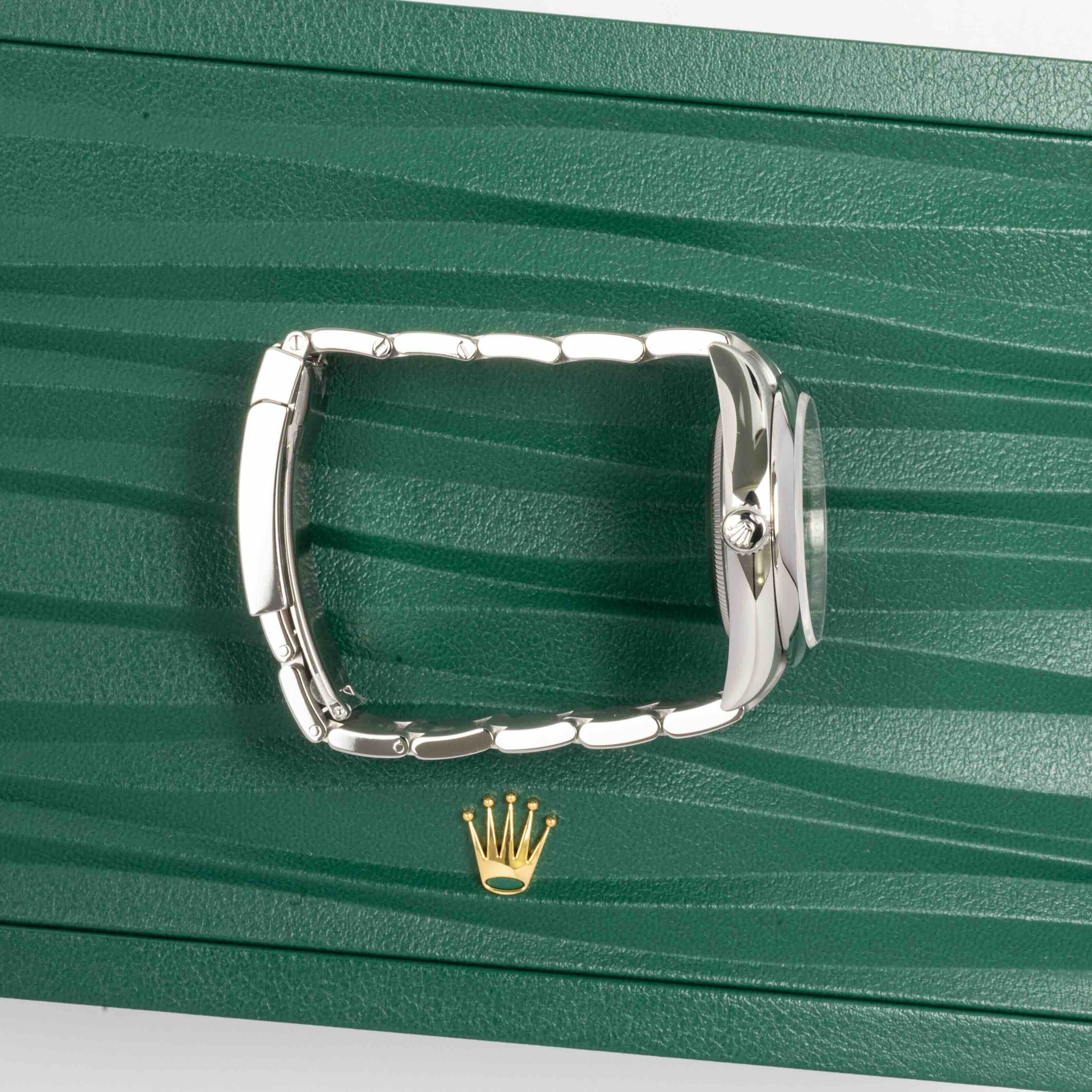 Rolex Oyster Perpetual 126000 Thumbnail 2