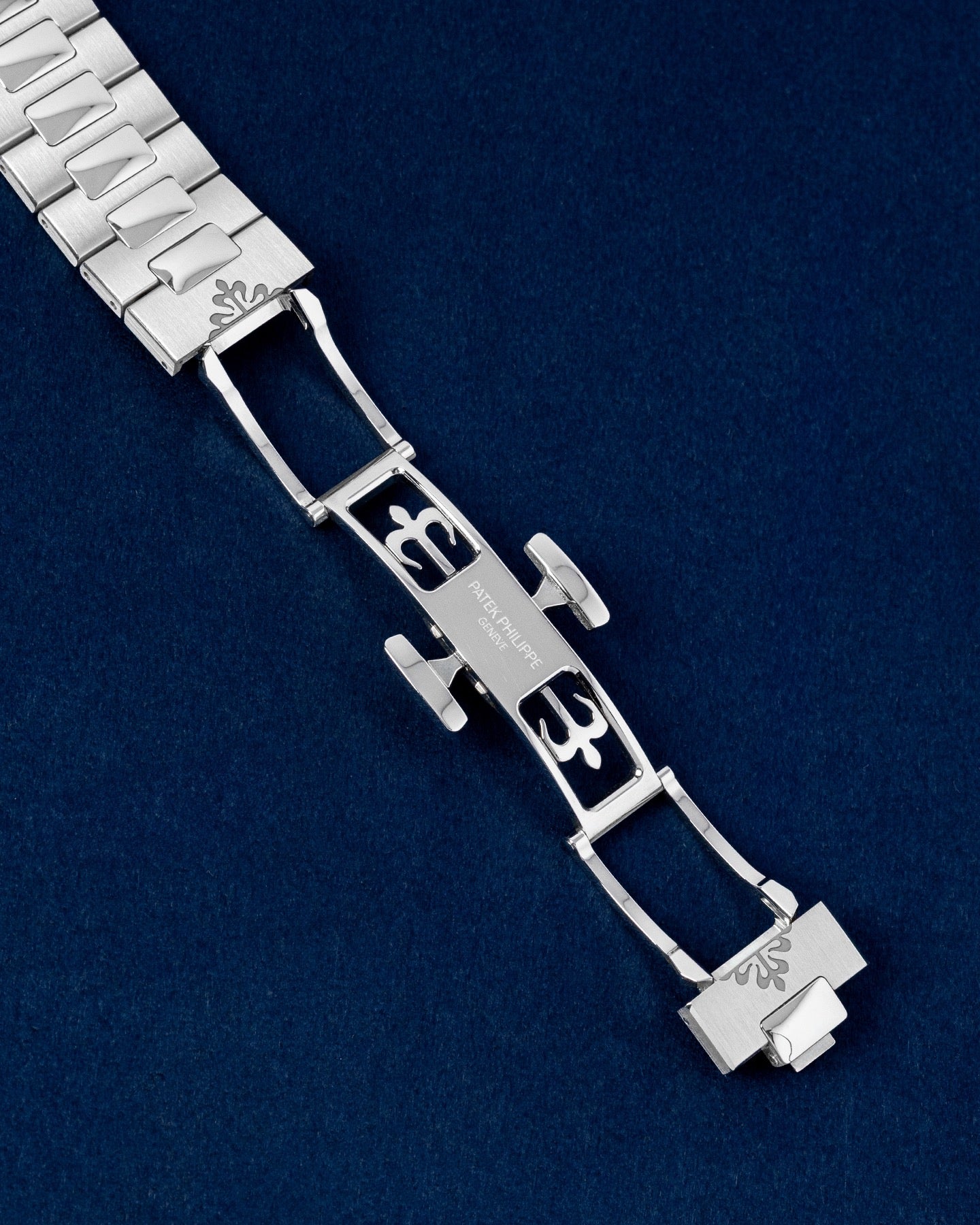 Patek Philippe Nautilus 5726/1A-014 Thumbnail 4