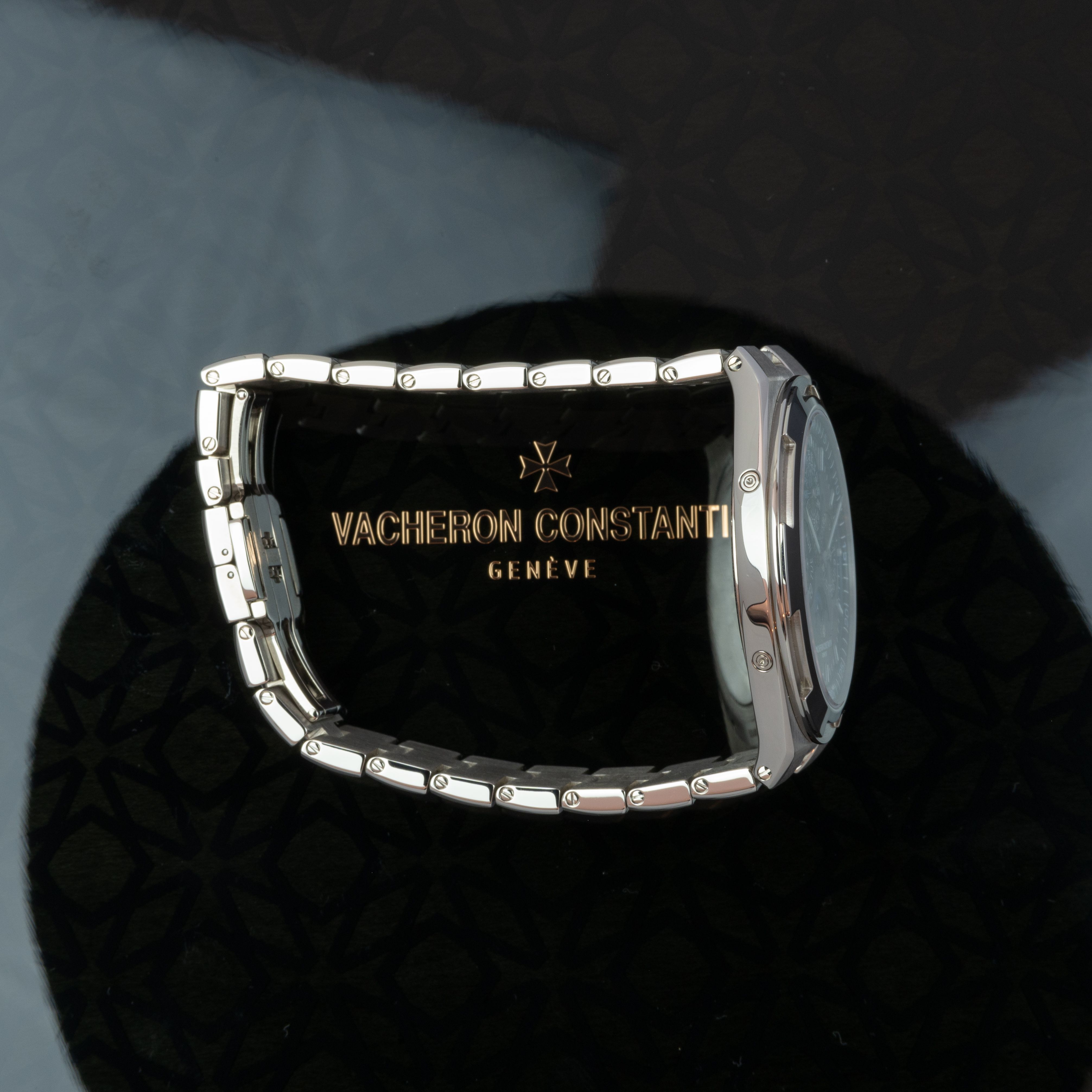 Vacheron Constantin Overseas 4300V/120G-B945 Thumbnail 4