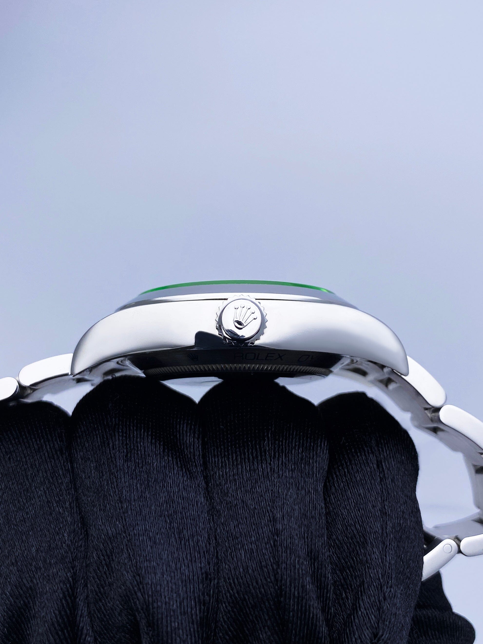 Rolex Milgauss 116400 GV Thumbnail 4