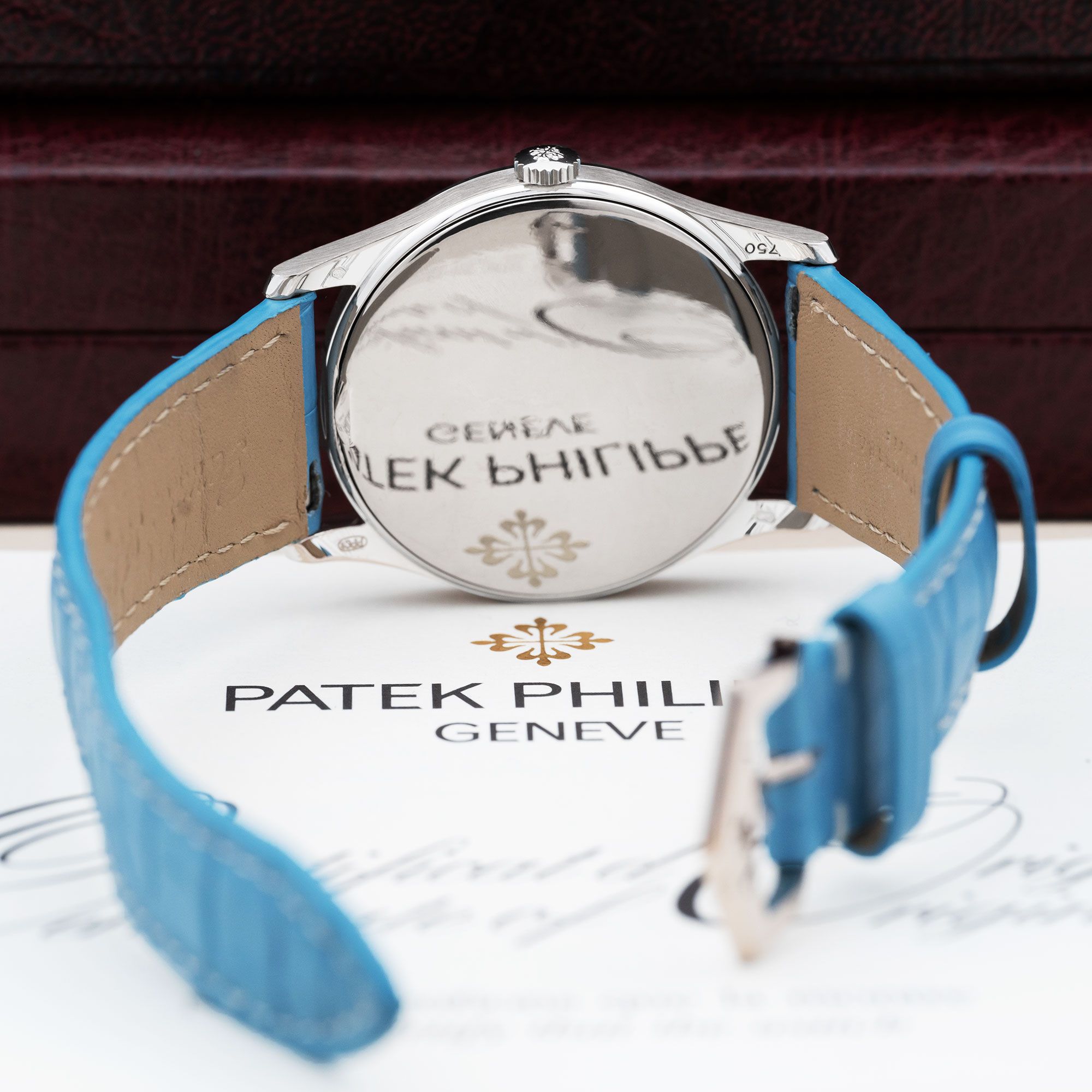 Patek Philippe Calatrava 5196G-001 Thumbnail 4