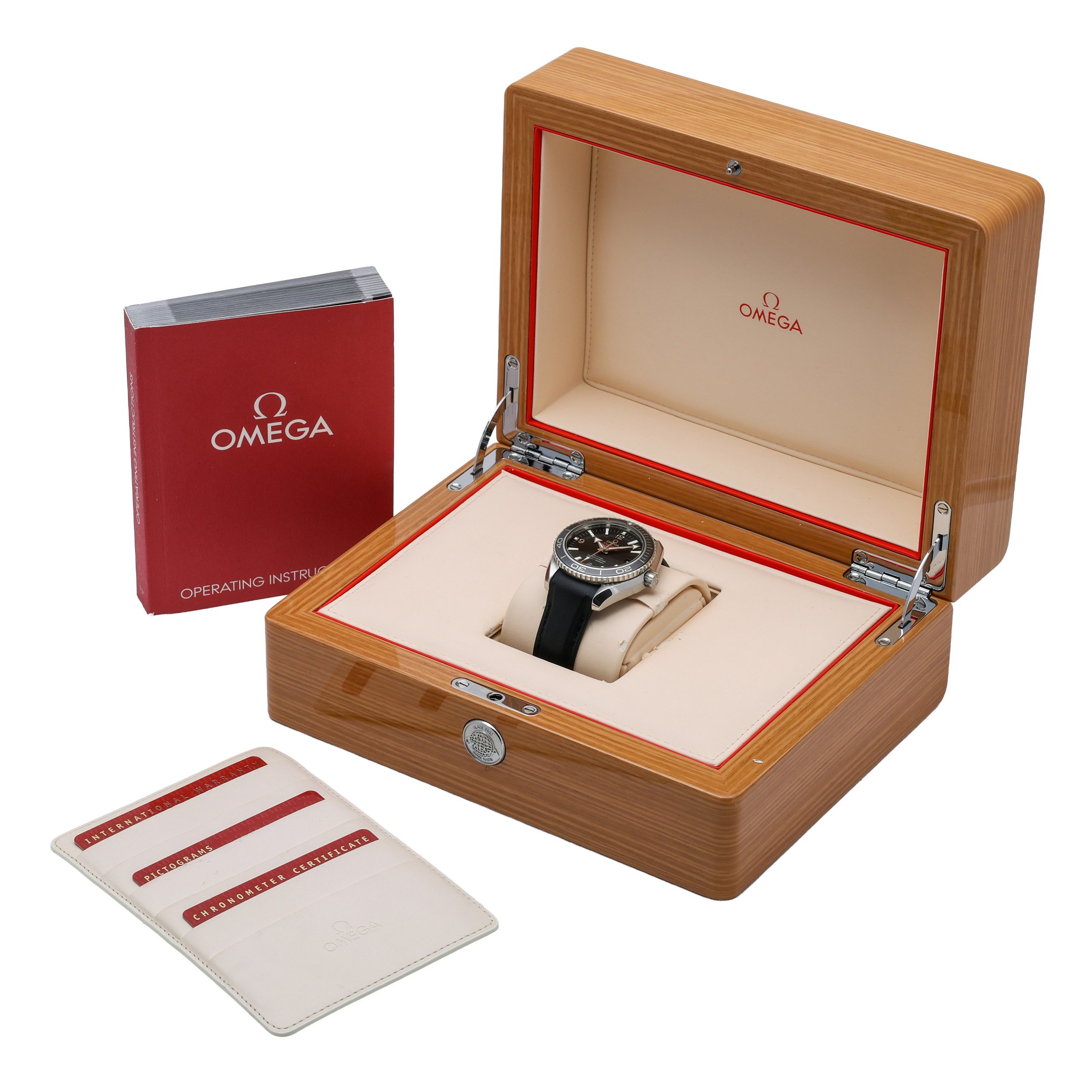 Omega Planet Ocean 232.32.42.21.01.003 Thumbnail 5