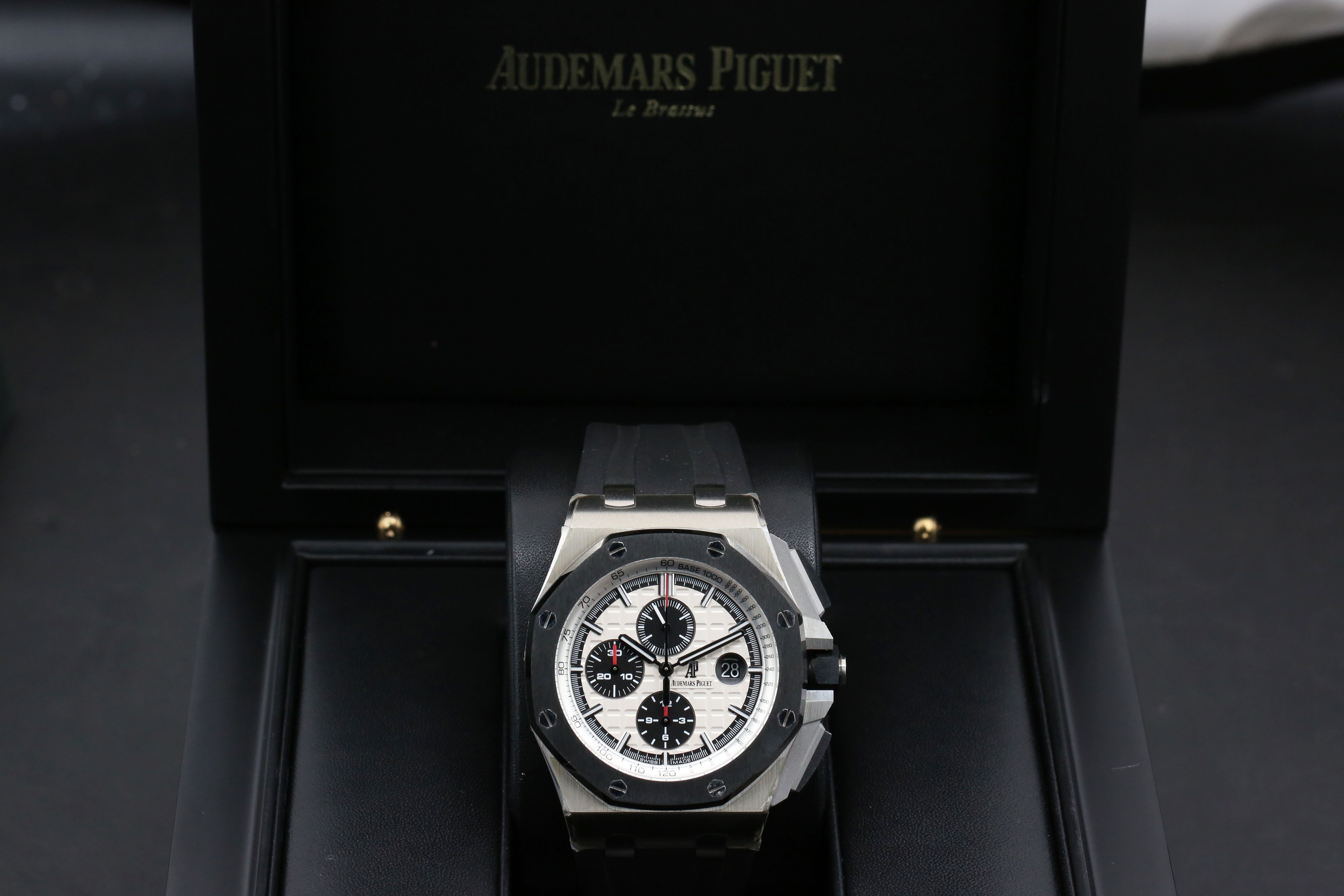 Audemars Piguet Royal Oak Offshore 26400SO.OO.A002CA.01 Thumbnail 4