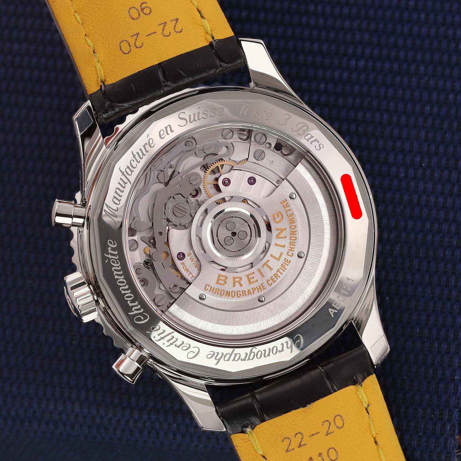 Breitling Navitimer 01 AB0121 Thumbnail 2