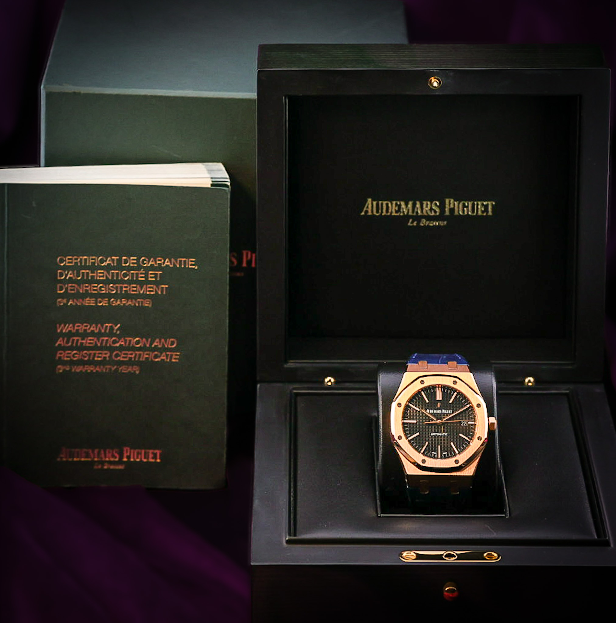 Audemars Piguet Royal Oak 15400OR.OO.D002CR.01 Thumbnail 7