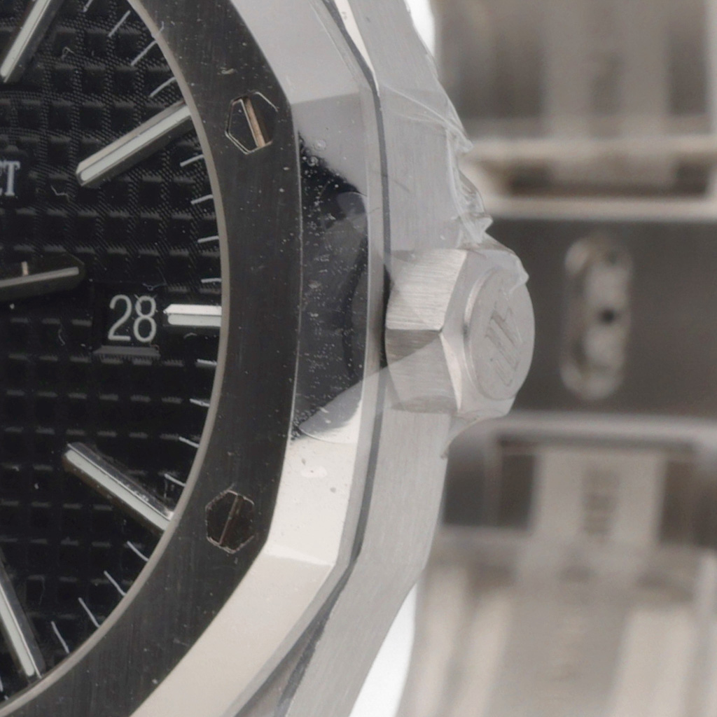 Audemars Piguet Royal Oak 15400ST.OO.1220ST.01 Thumbnail 3