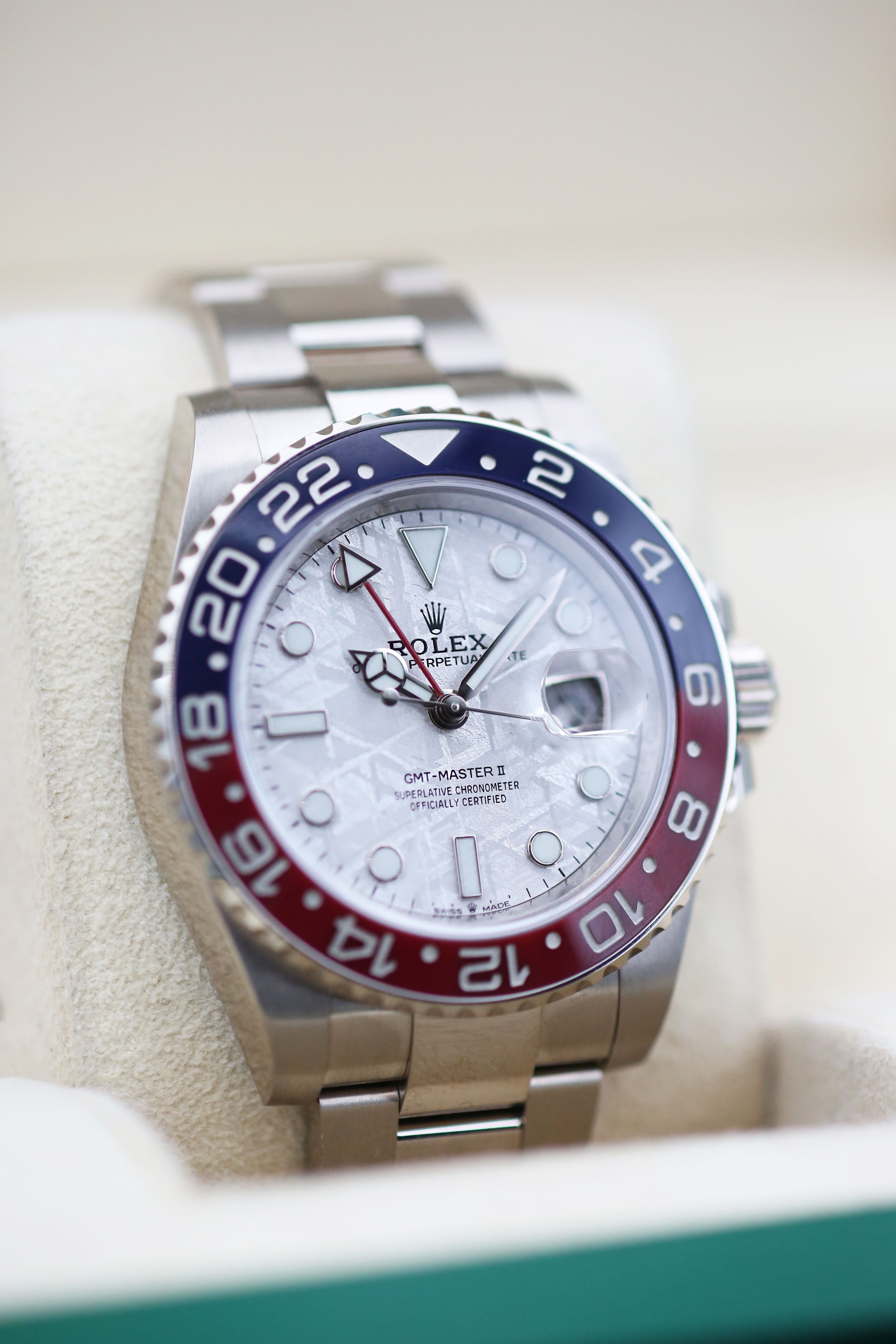 Rolex GMT Master II 126719 BLRO Thumbnail 2