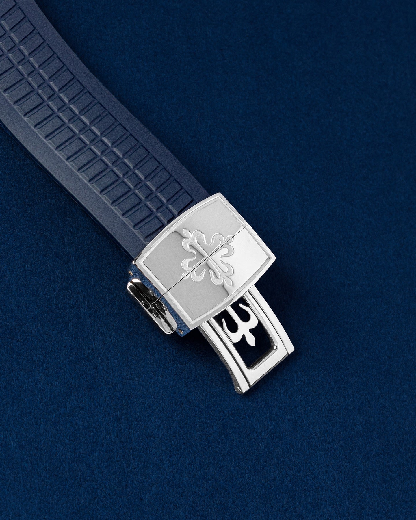 Patek Philippe Aquanaut 5168G-001 Thumbnail 3