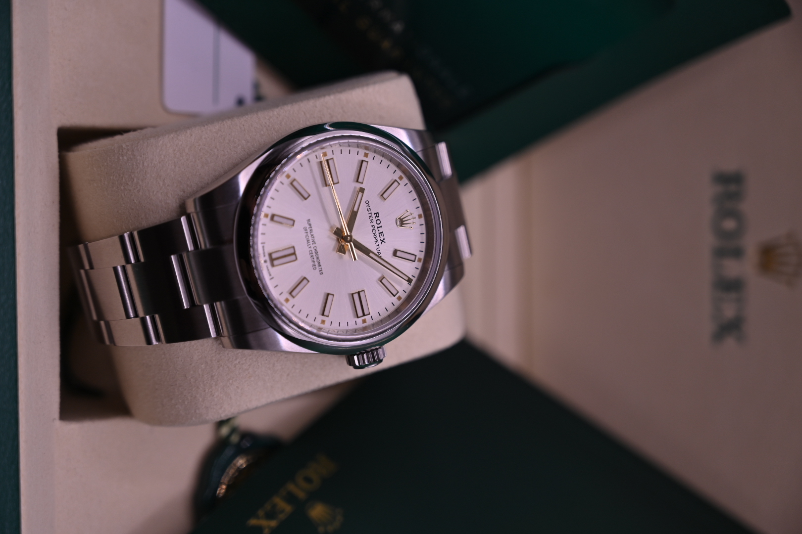 Rolex Oyster Perpetual 41 134300 Thumbnail 3