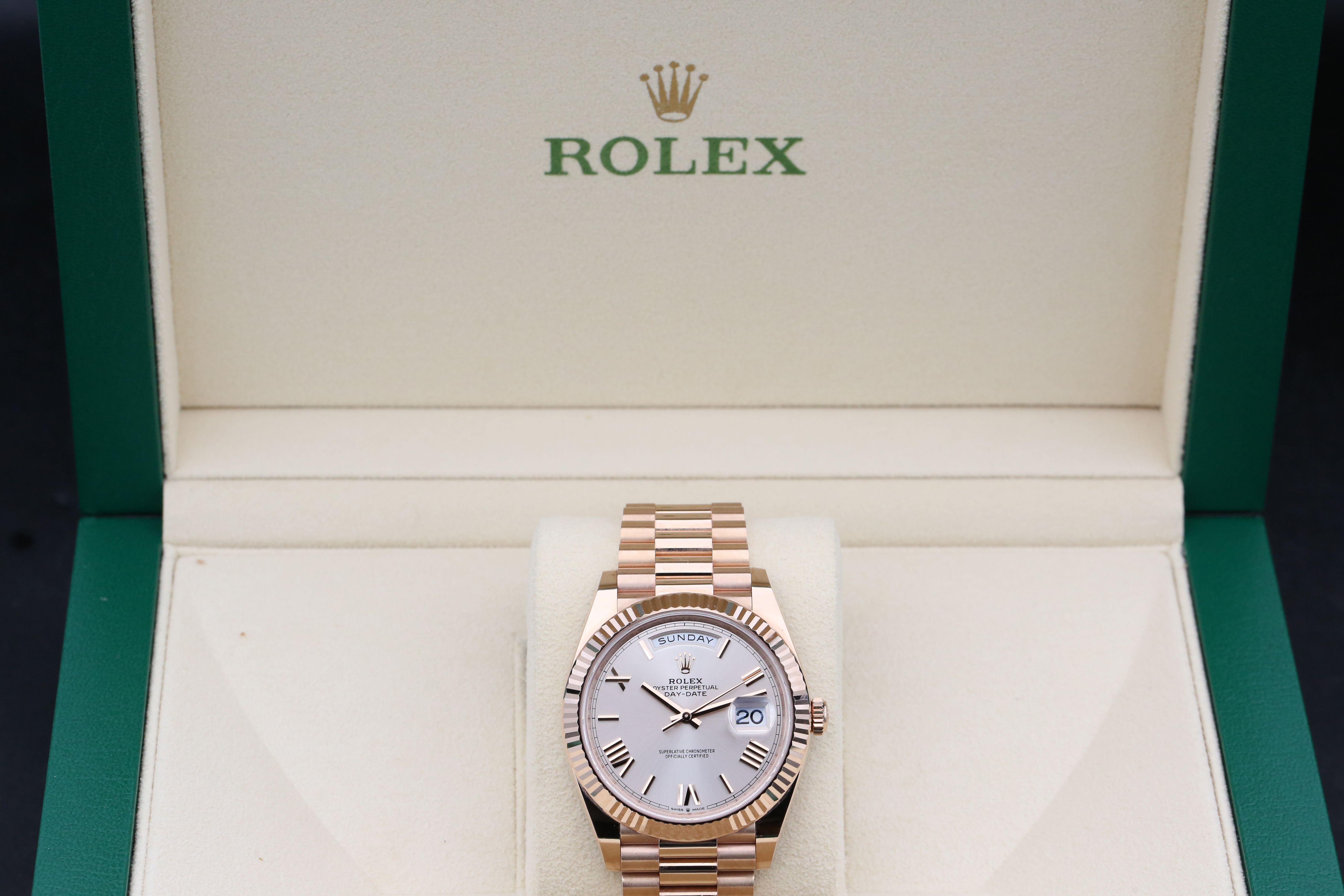 Rolex Day-Date 40 228235 Thumbnail 4