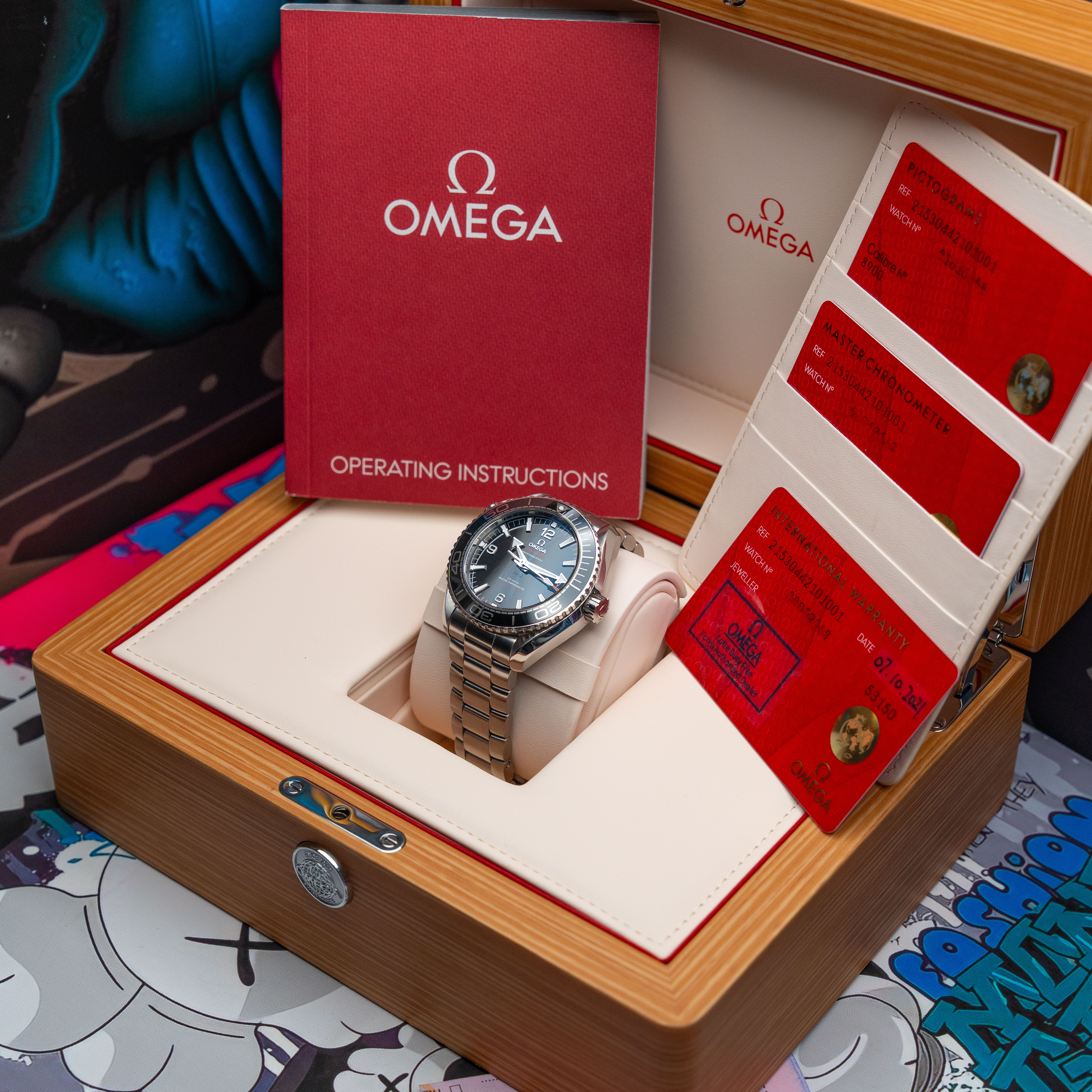 Omega Planet Ocean 215.30.44.21.01.001 Thumbnail 7