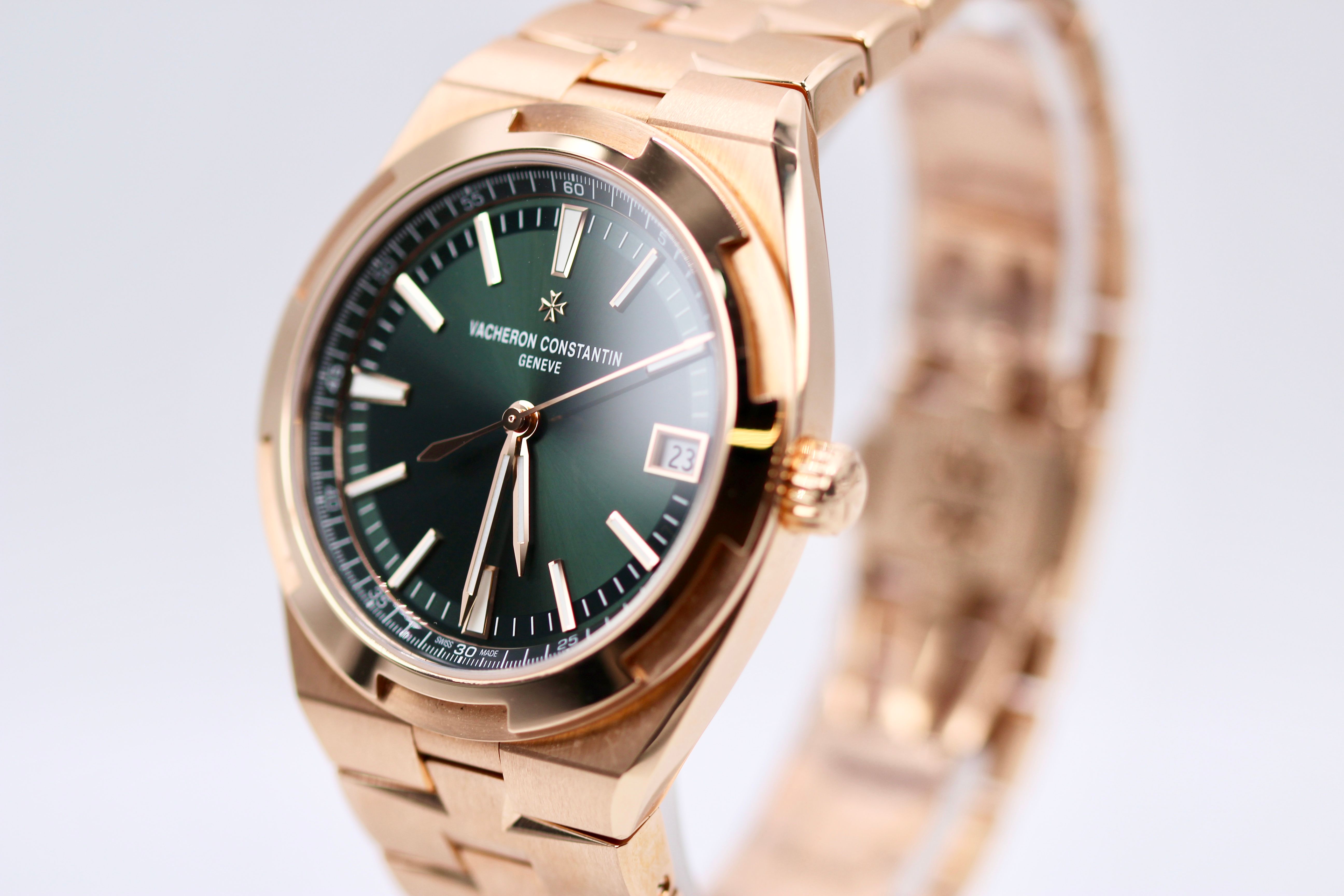 Vacheron Constantin Overseas 4520V/210R-B967 Thumbnail 2