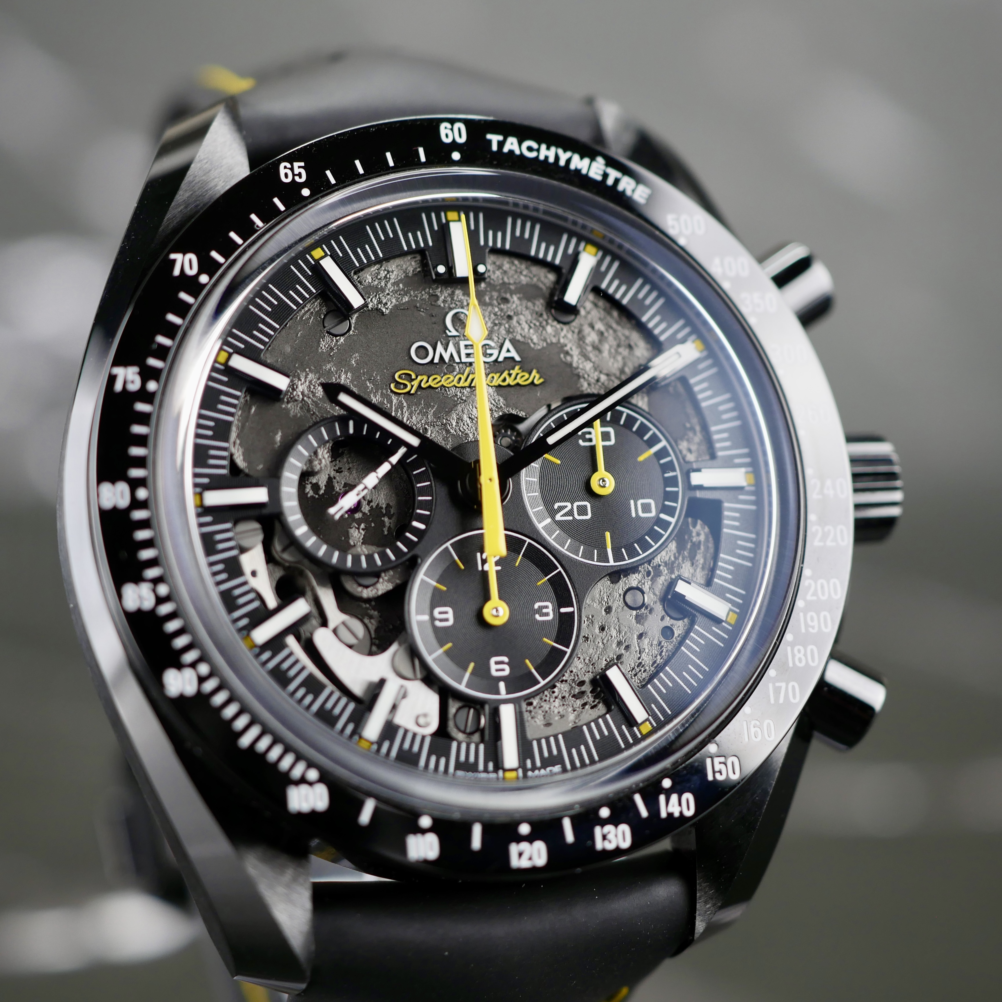Omega Speedmaster Dark Side of the Moon 310.92.44.50.01.001 Thumbnail 5