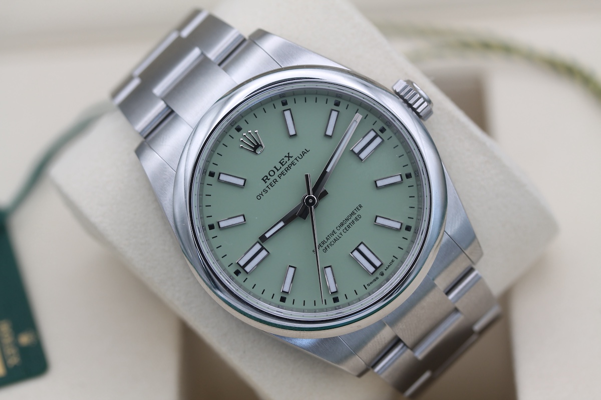 Rolex Oyster Perpetual 41 134300 Thumbnail 6