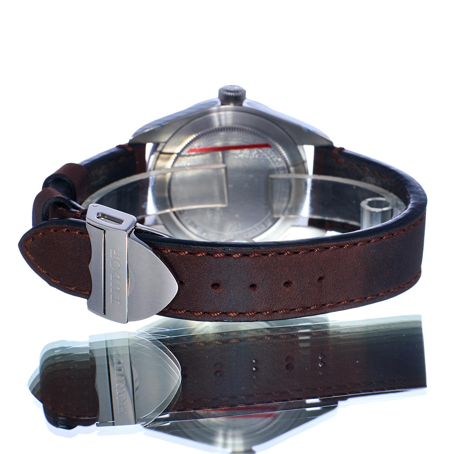 Tudor Black Bay 58 M79030N-0001 Thumbnail 3