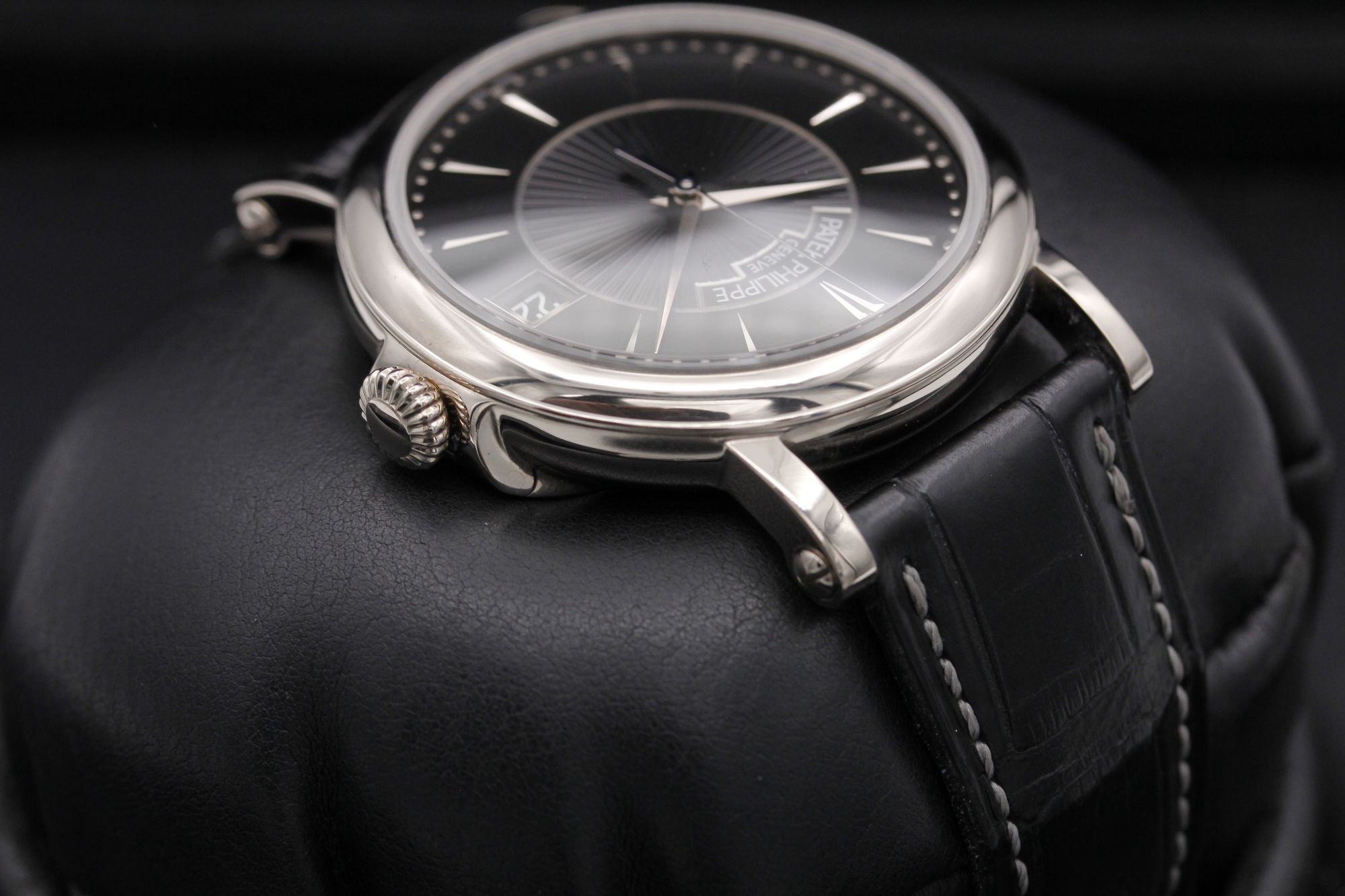 Patek Philippe Calatrava 5153G-001 Thumbnail 4